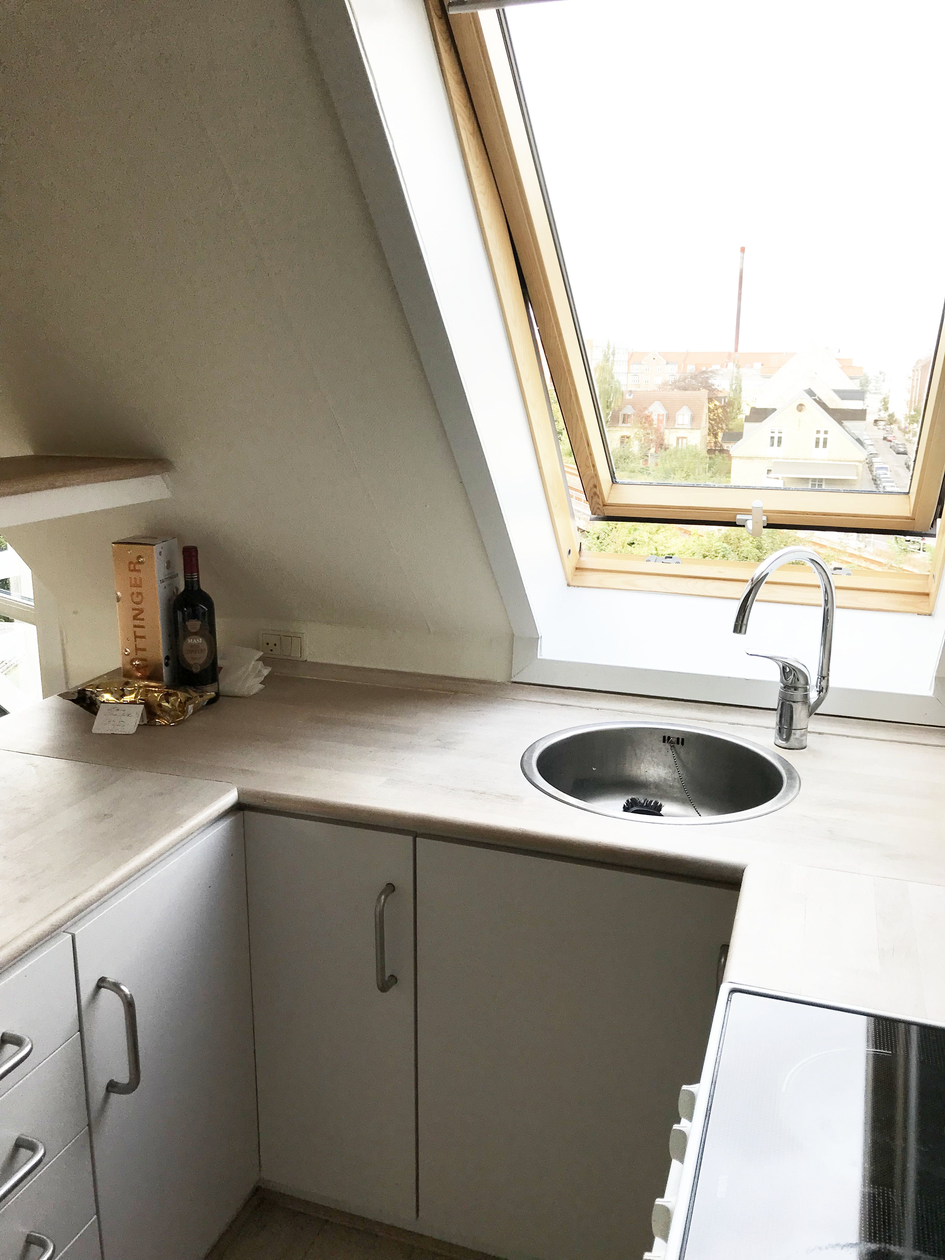 Charmerende loftlejlighed øverst oppe på Reberbansgade (74 m²)