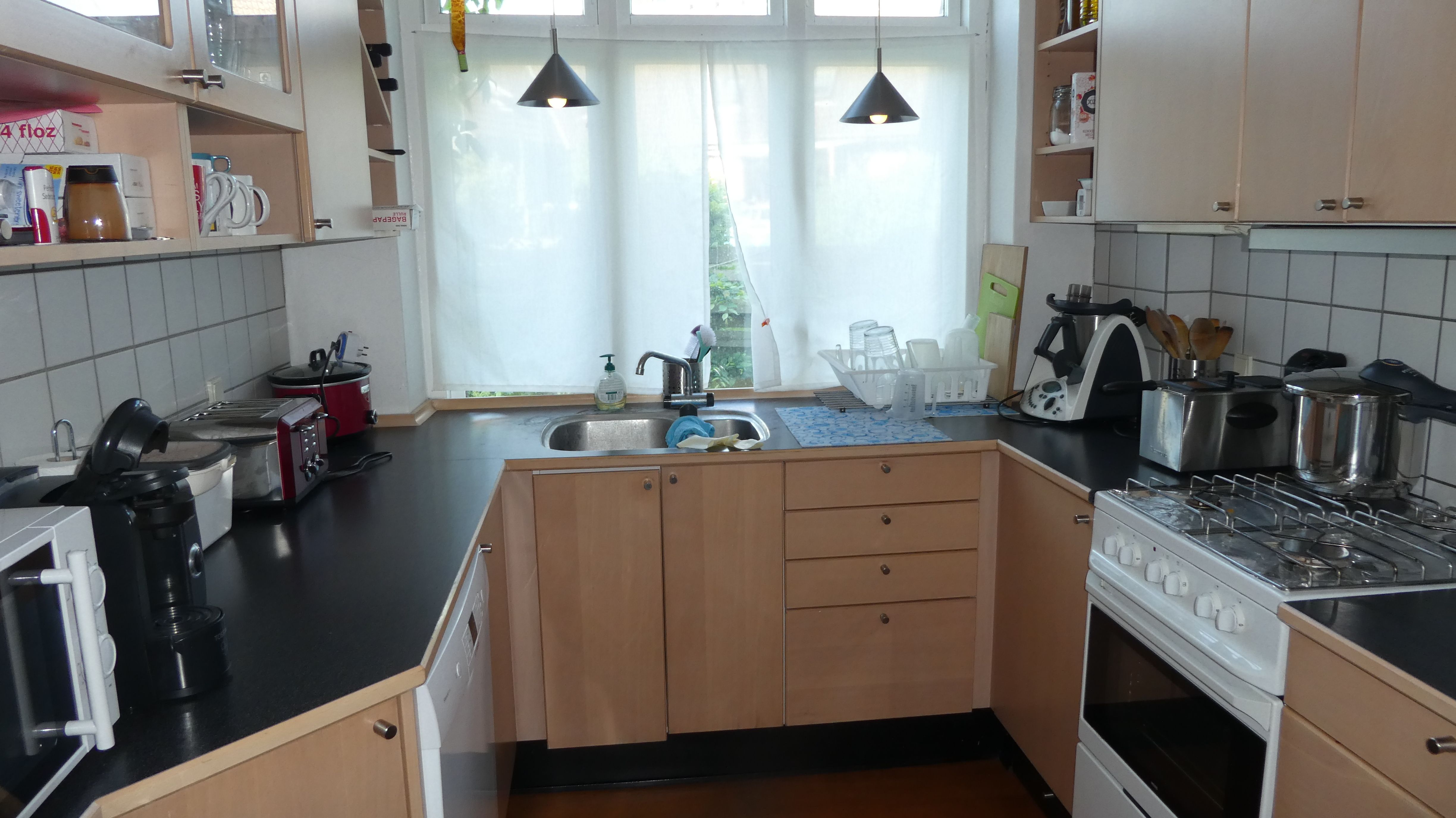 Dejlig, lys  møbleret værelse i murermestervilla attraktivt beliggende  nær Utterslev Mose