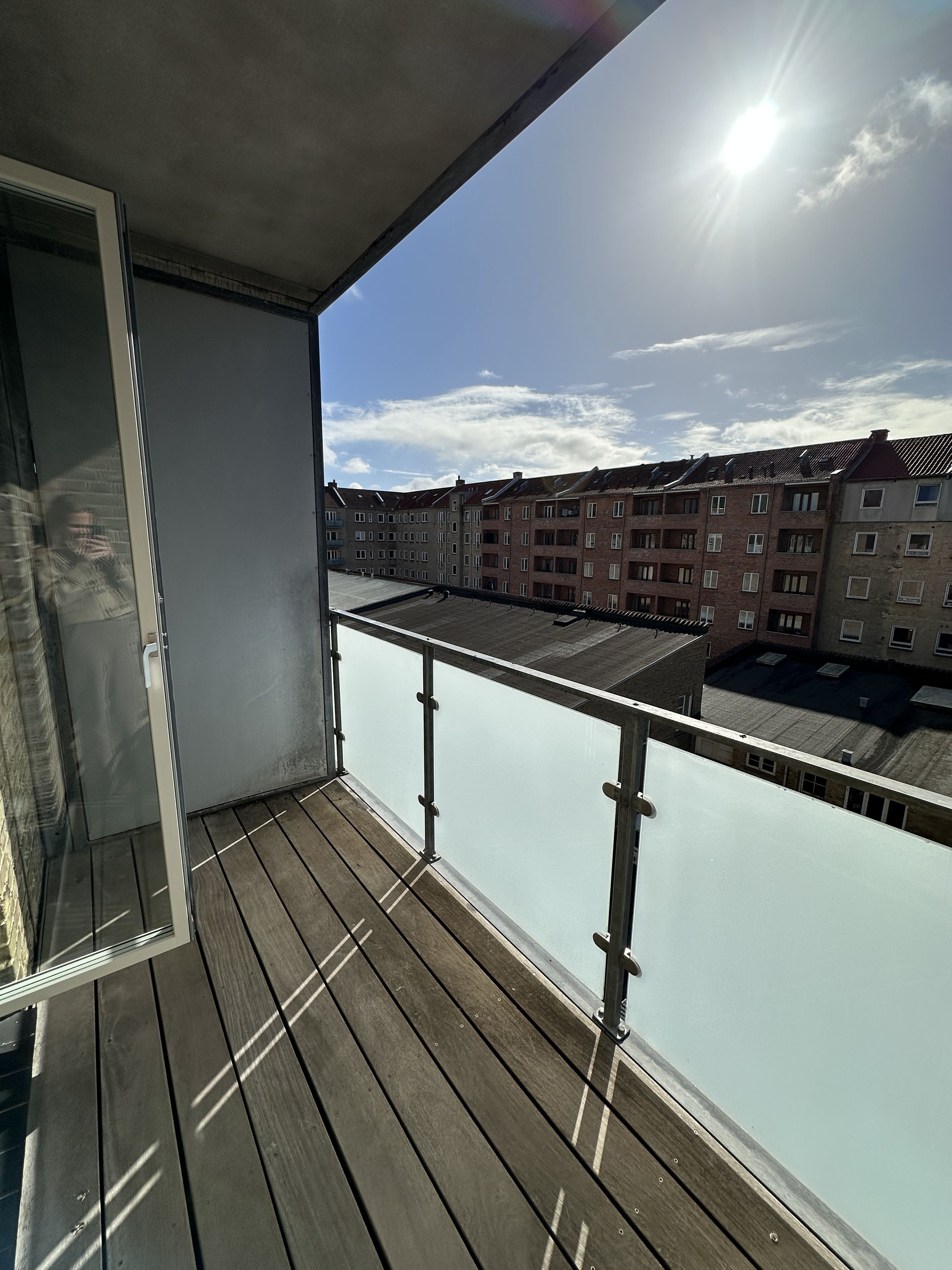 FIN LEJLIGHED I ØGADEN
