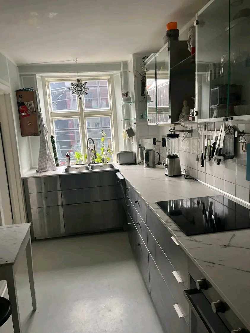 CITY ROOM IN CENTRAL COPENHAGEN K