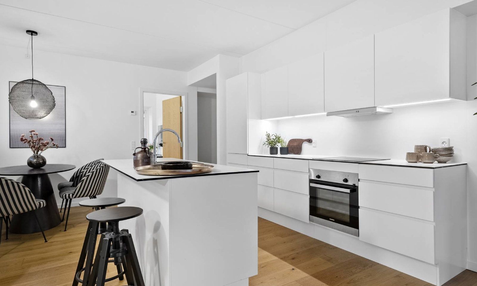 Stor 2-værelses på Frederiksberg