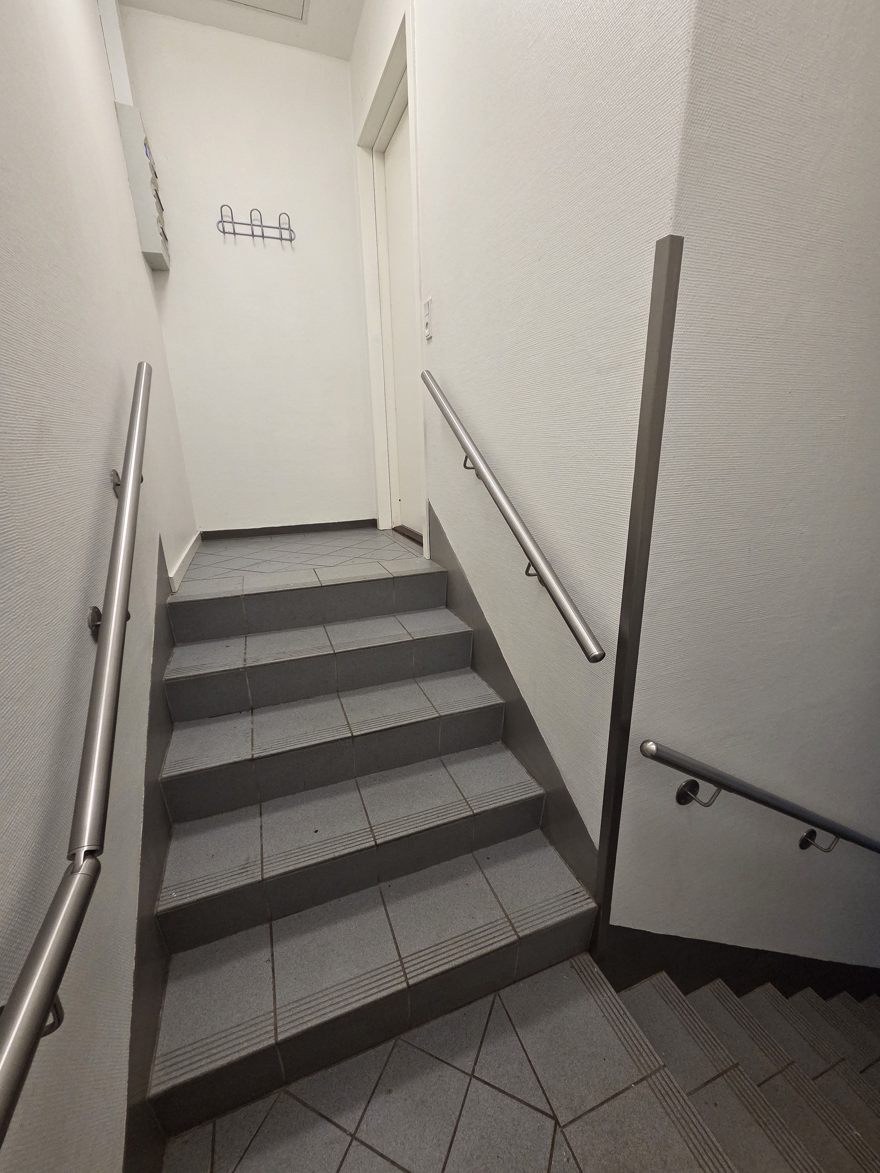 Stor lys lejlighed i naturskønt område udlejes i 4-6 mnd