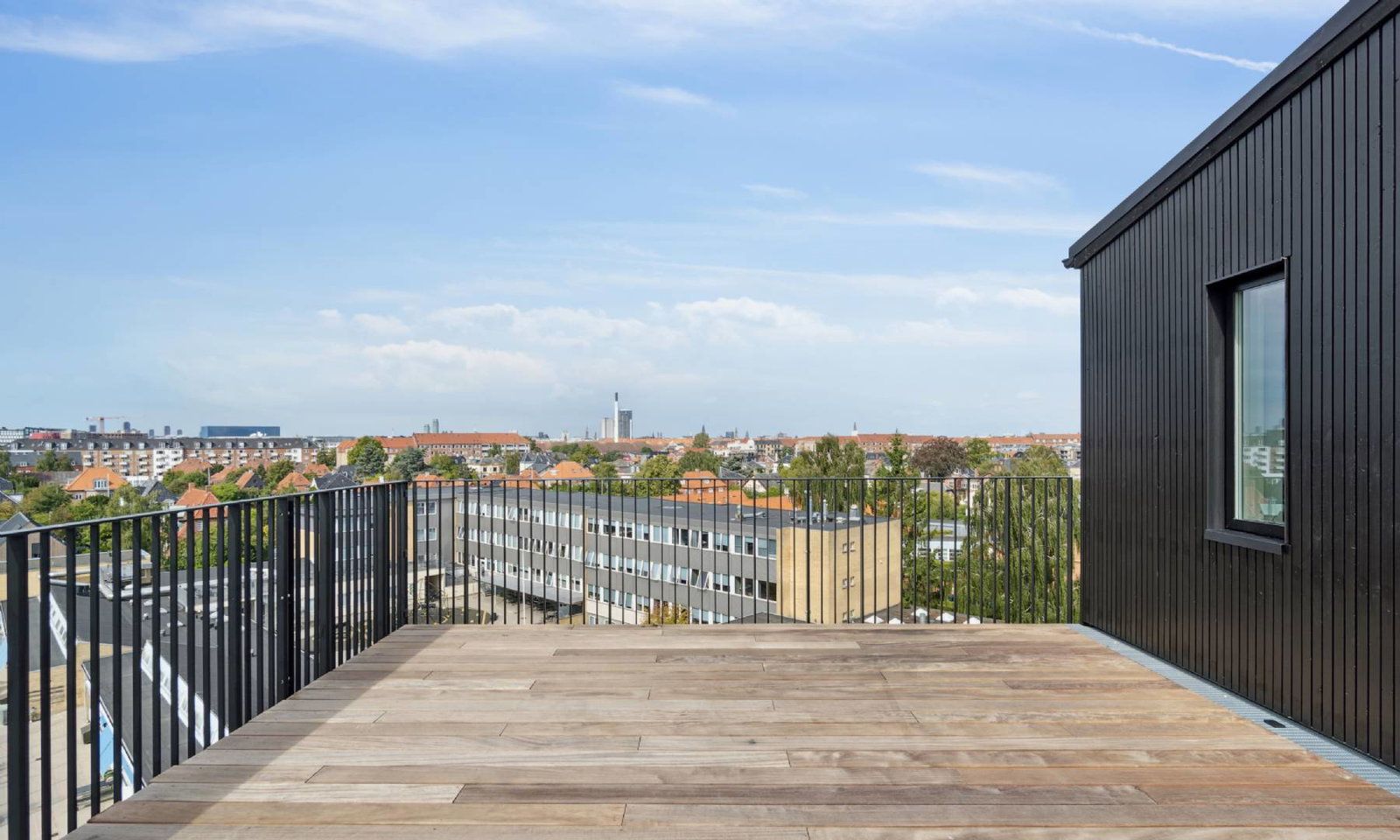 4-værelses med stor tagterrasse