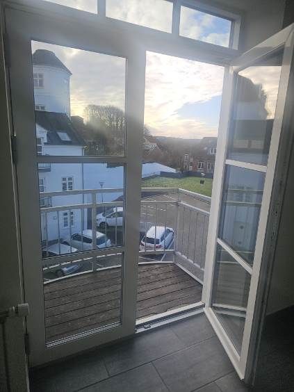 Dejlig nyistandsat lejlighed på bedste placering i Hobro