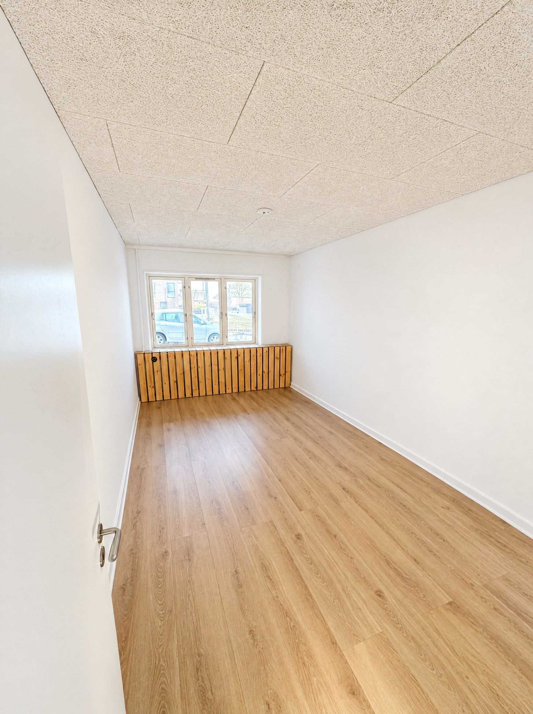 Nyistandsat 2-værelses lejlighed på 63 m² midt i Rønde