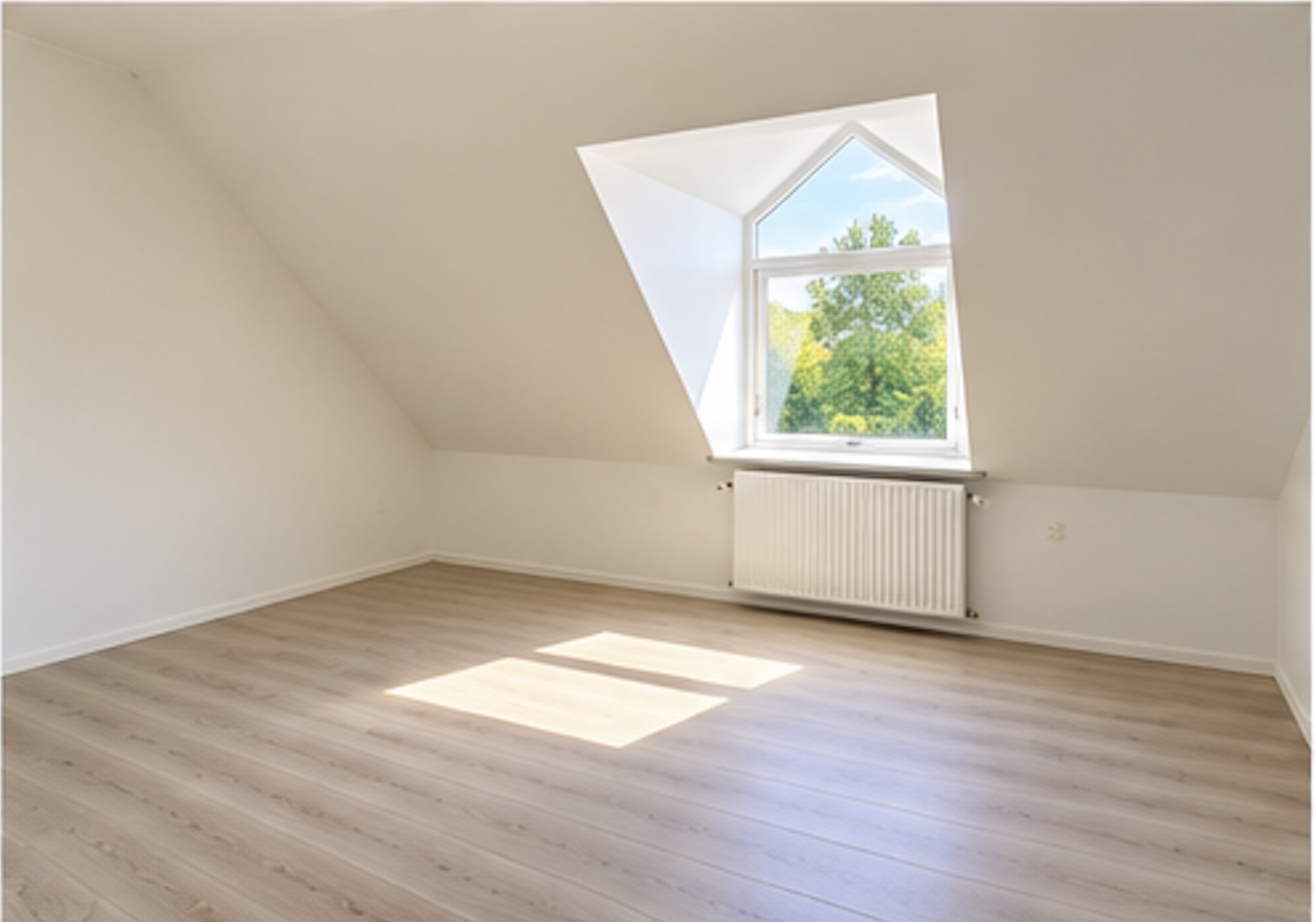 Nyrenoveret lejlighed nær Vejle, Jelling og Tørring