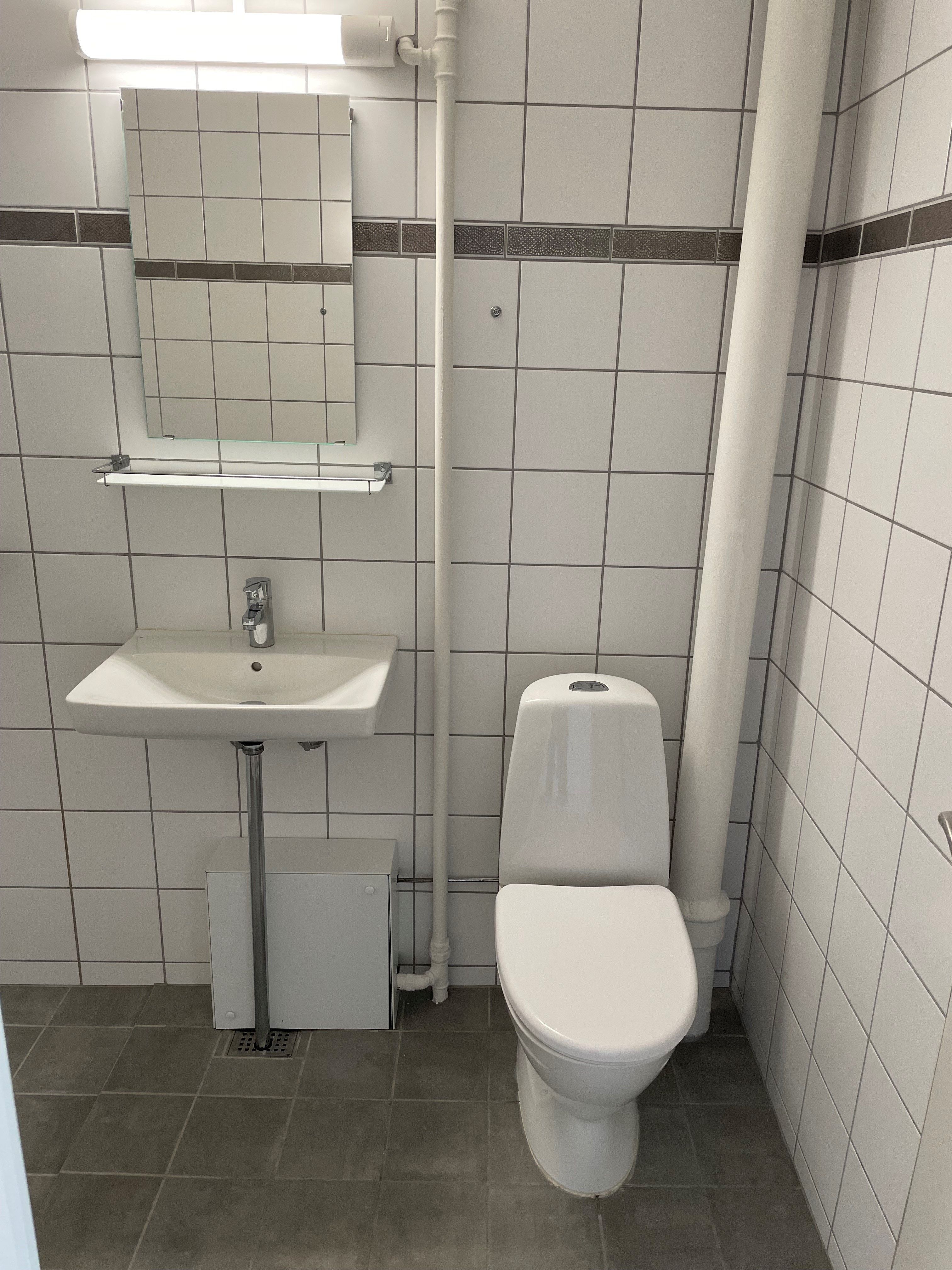 Dejlig 4 vær lys nyrenoveret lejlighed