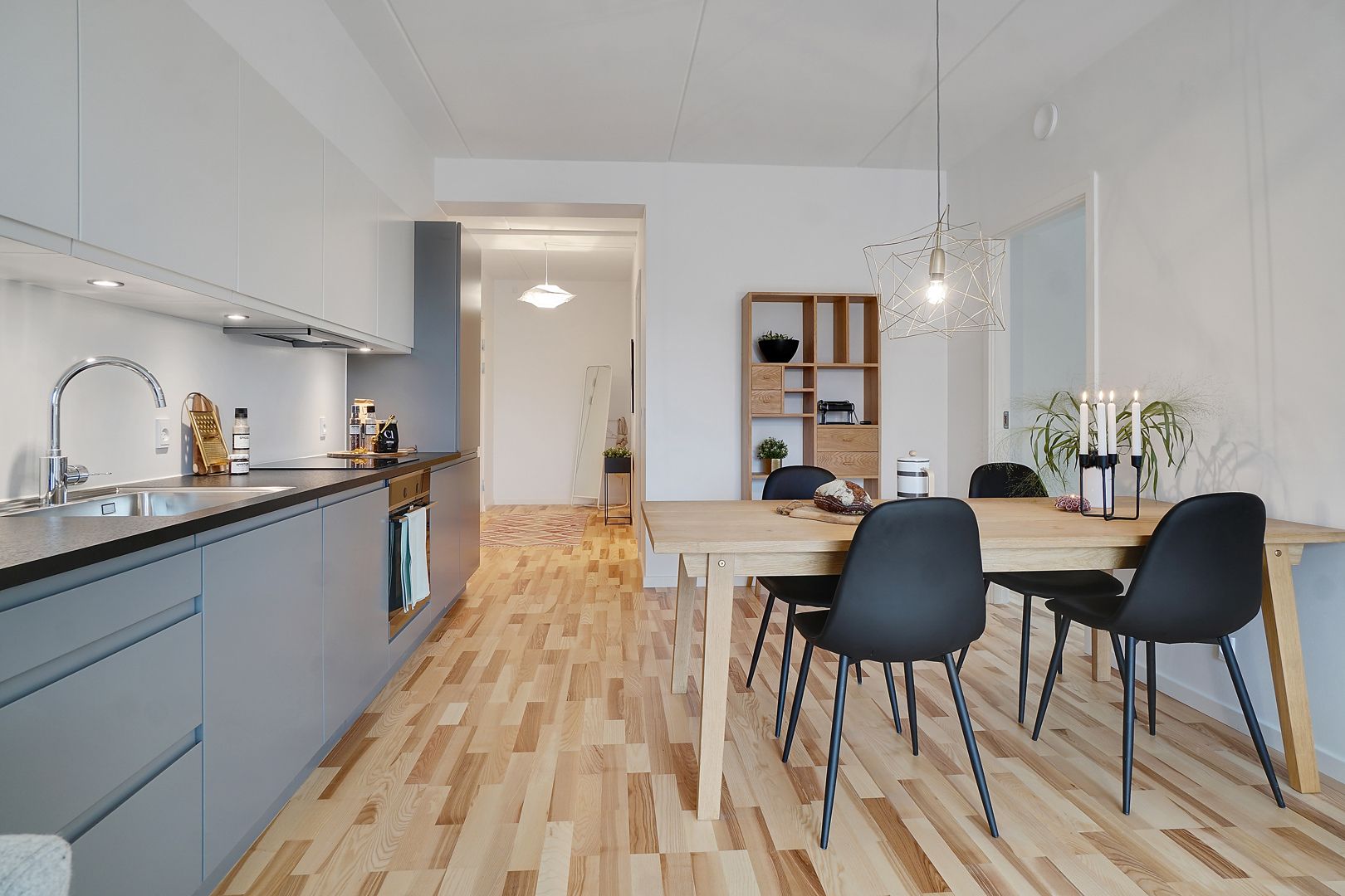 Dejlig 4-værelses lejlighed i Zebra House