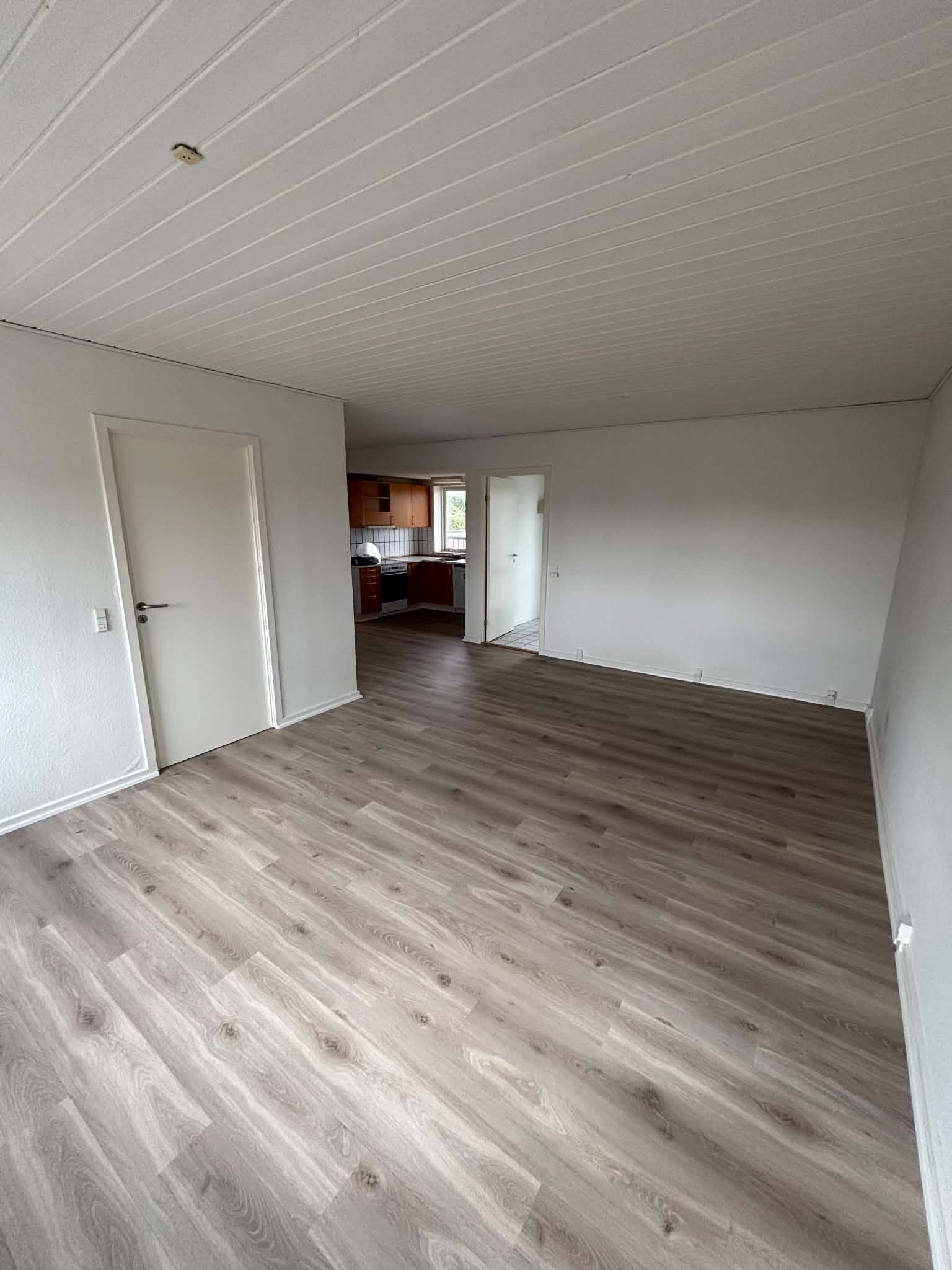 Lys 2-værelses lejlighed i Hedensted – 59 m²