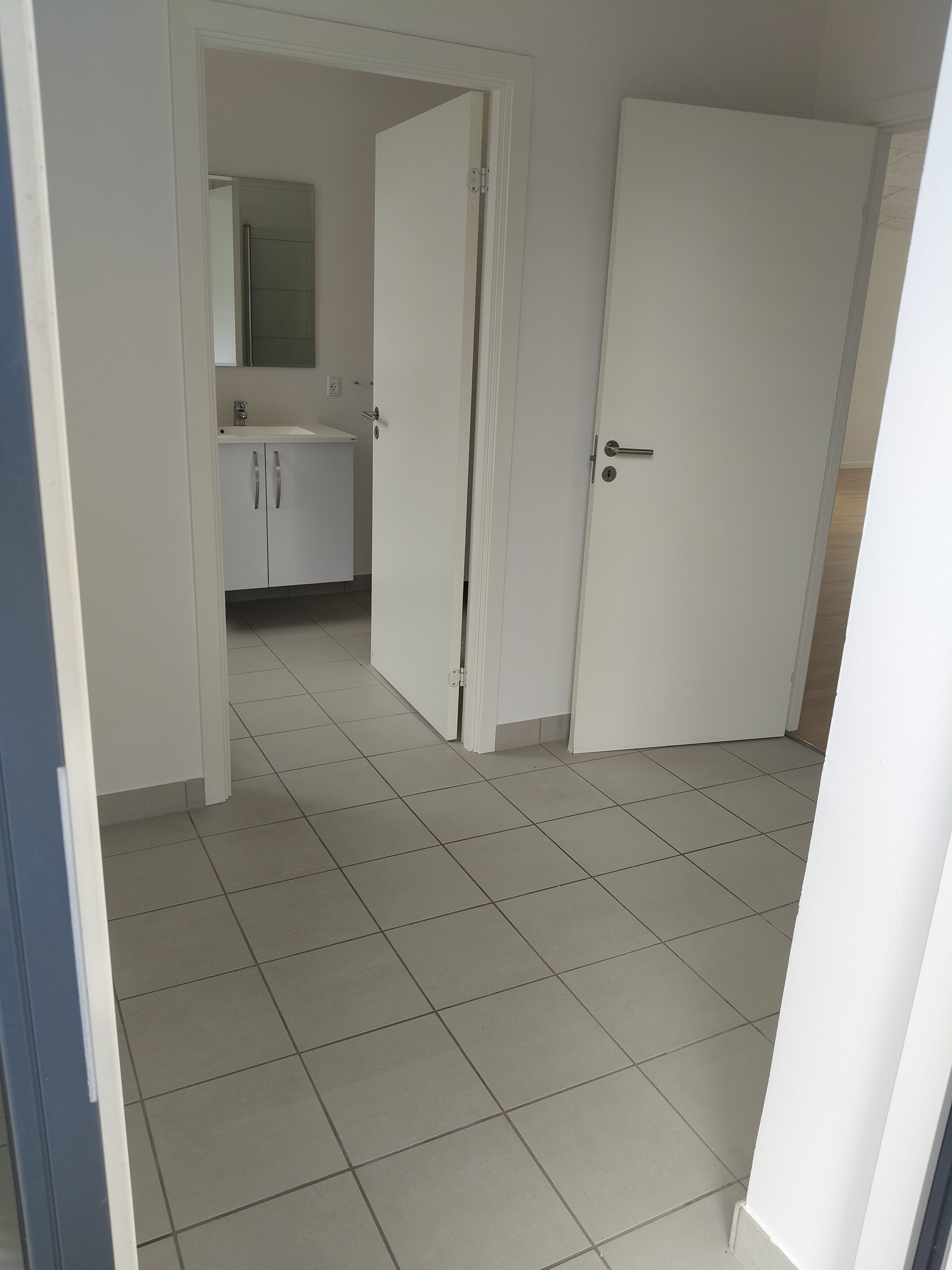Nyere moderne lejlighed