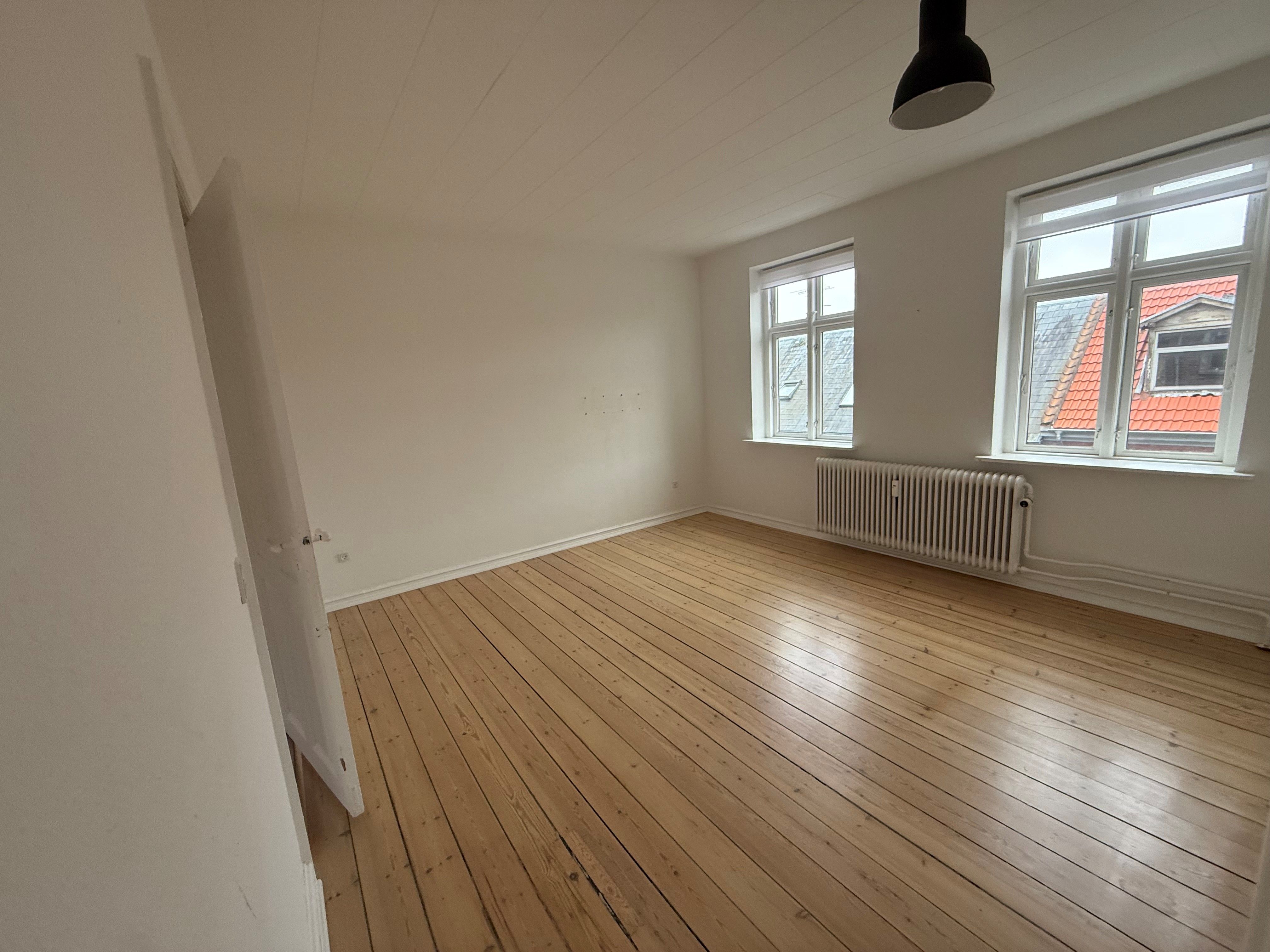 Flot lys 2.vær i centrum