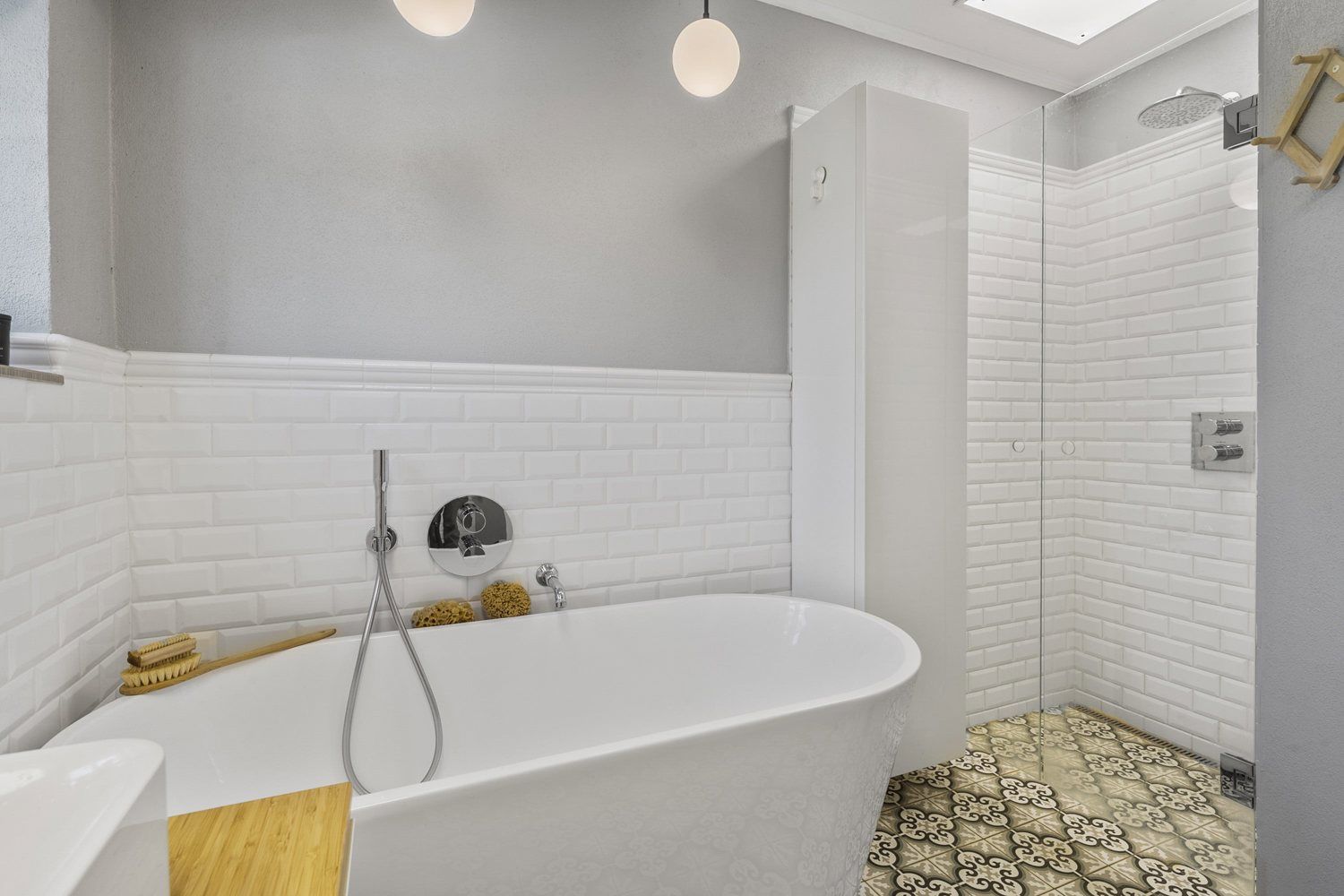 En lækker nedlagt landejendom med stor særskilt lejlighed på 70 m²