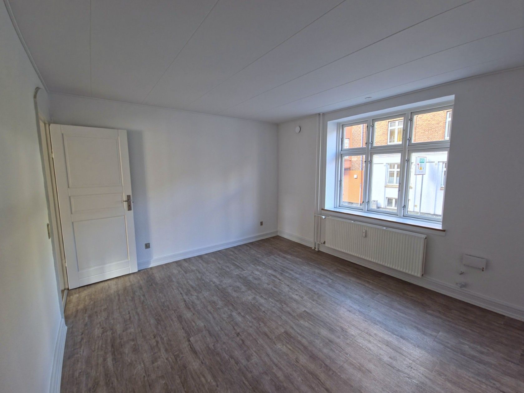 God 2 værelses i centrum med parkering