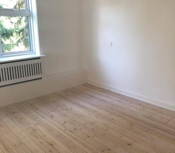 5 værelses lejlighed på Gyldenholms Alle i Gentofte udlejes