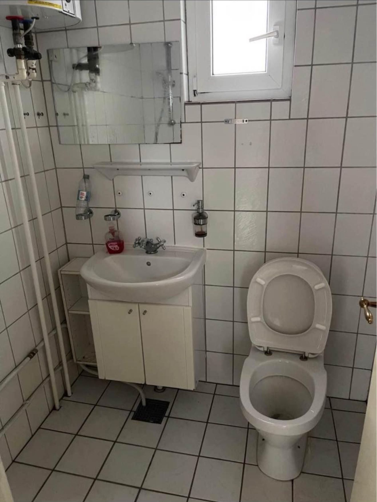 2 værelses hus i spøttrup 