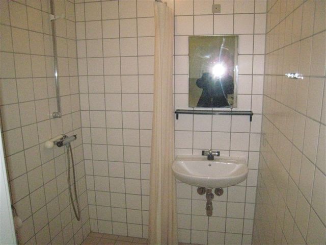 2. sals nyistandsat lejlighed i rolig ejendom ledig straks