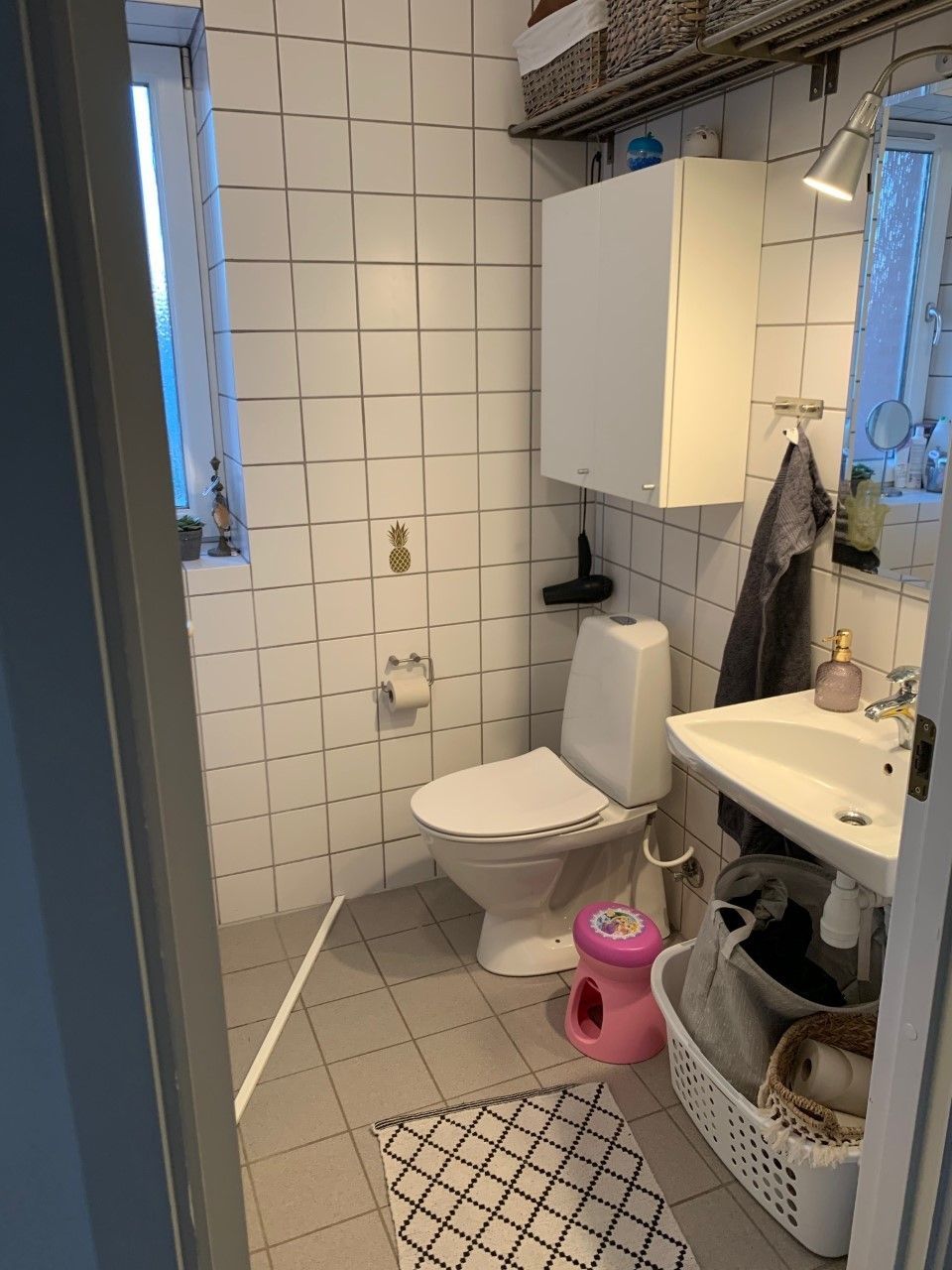 Sydvendt bolig m/ altan nær st