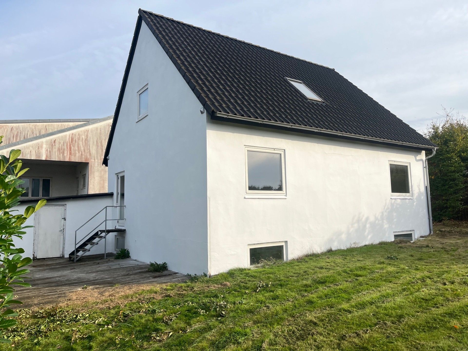 Hus i Lind udlejes.