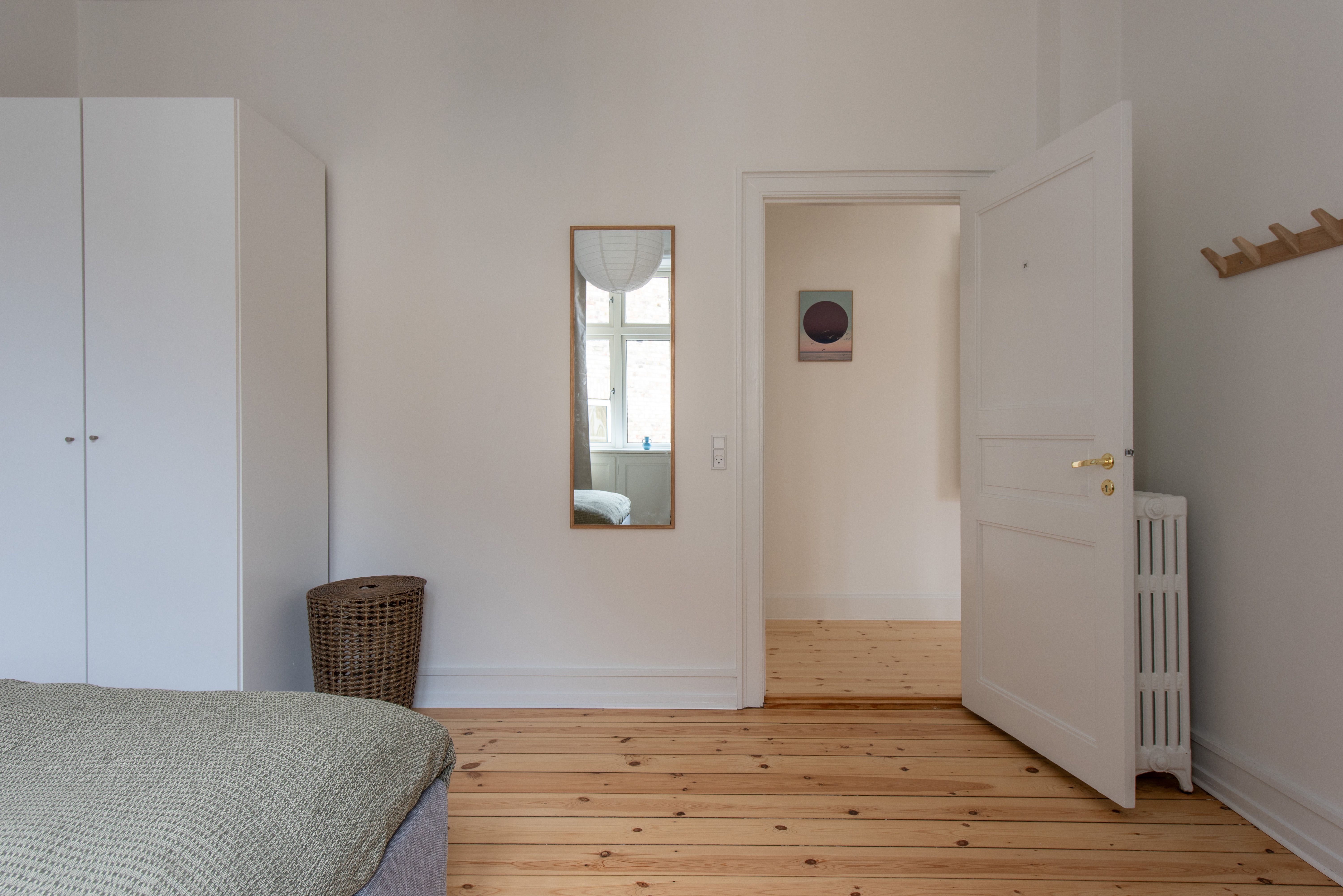Furnished co-living apartment for working professionals