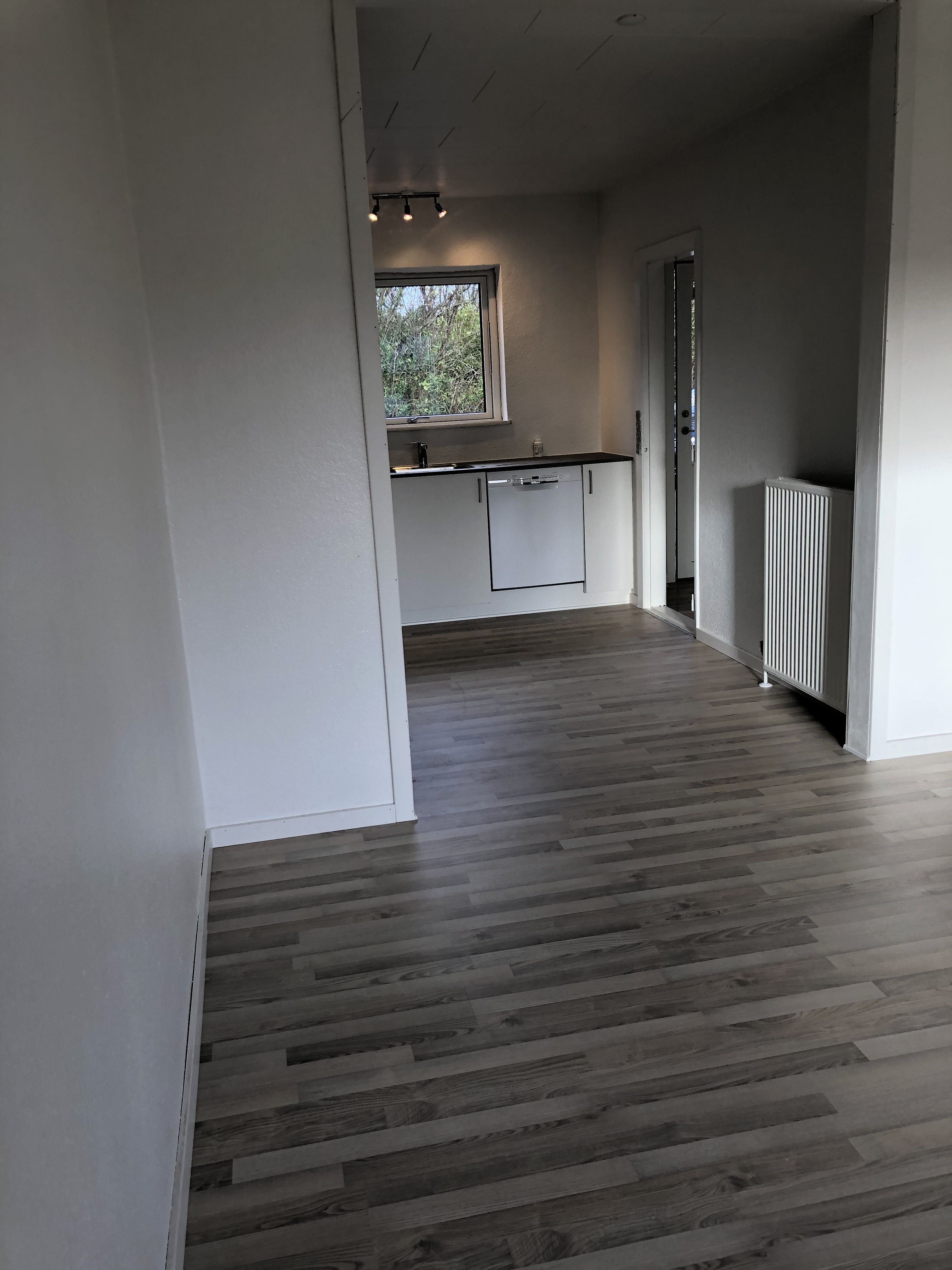 2-værelses i stueplan med egen terrasse