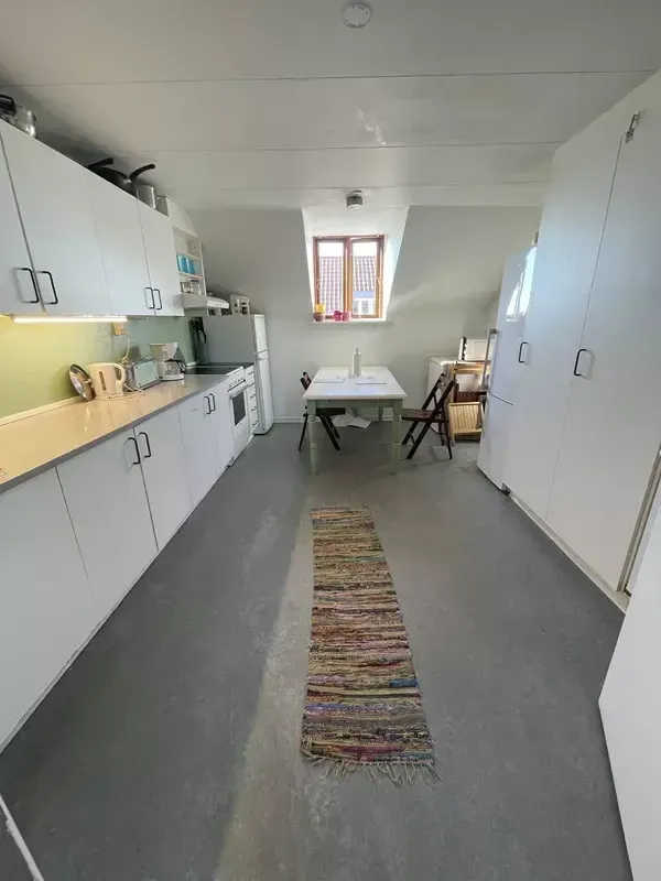 1. værelses i pigekollegie (intet studiekrav)