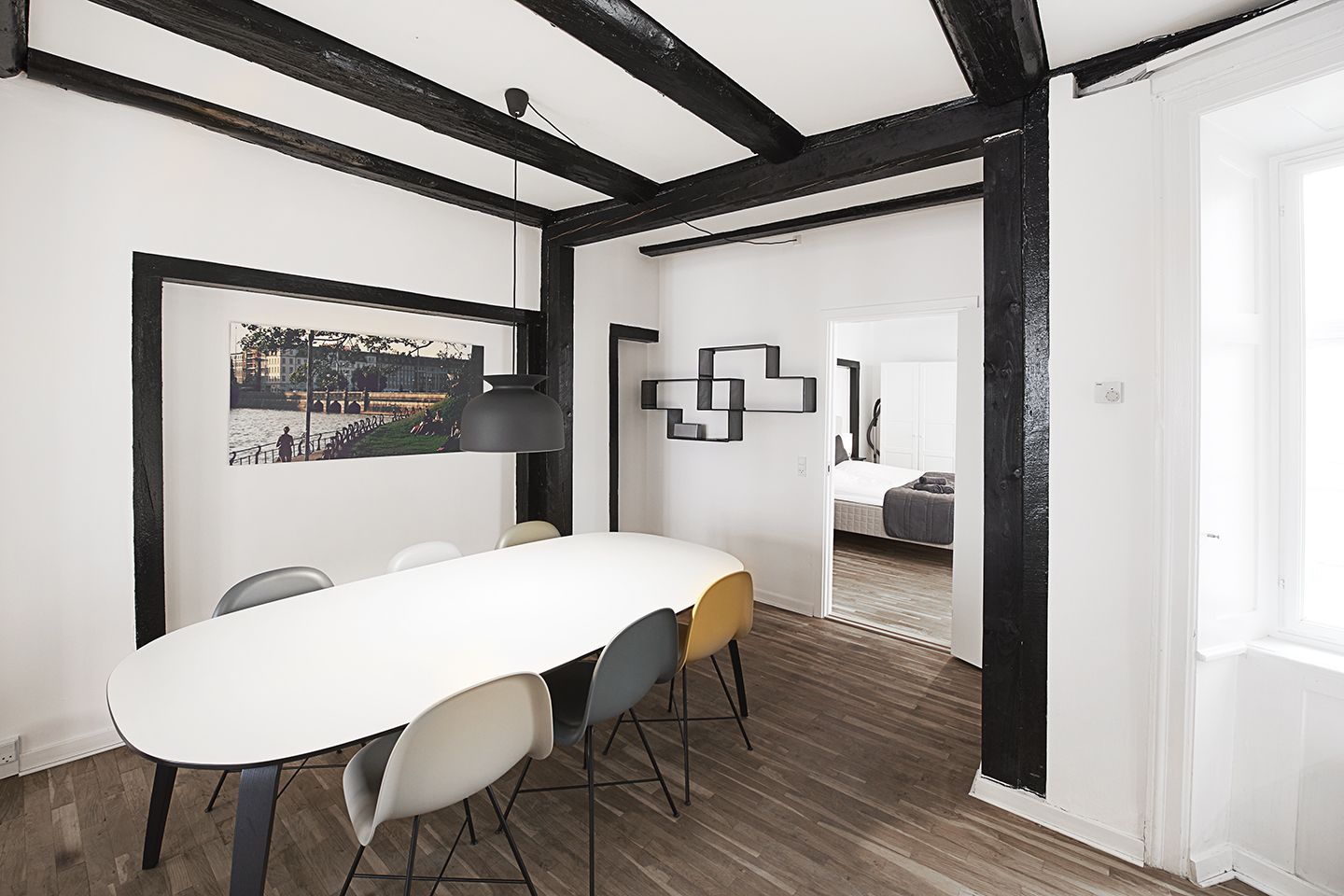 Charming 2-BR apartment in the city center