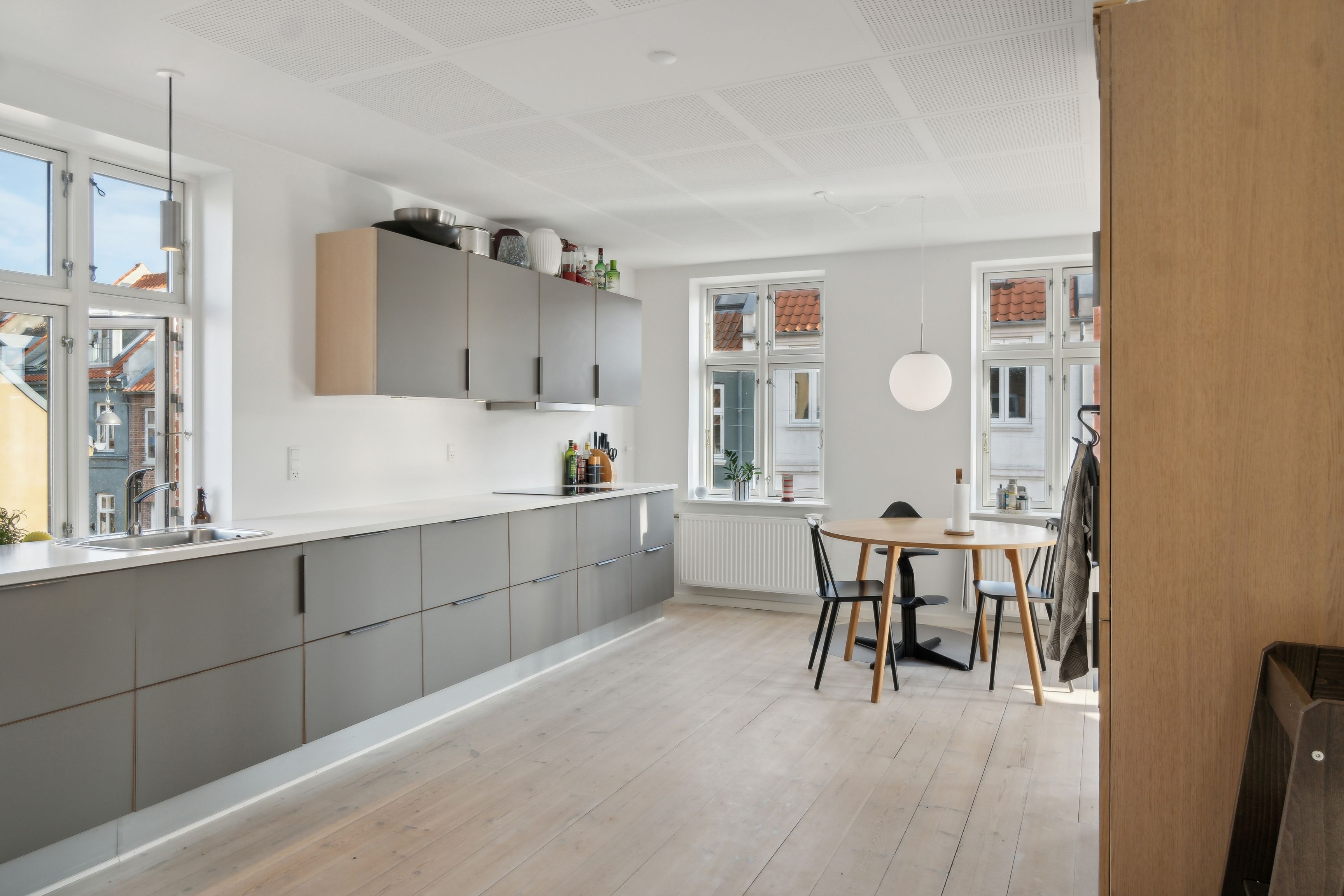 Unik 2-etagers penthouse med tagterrasser i Ø-gaderne