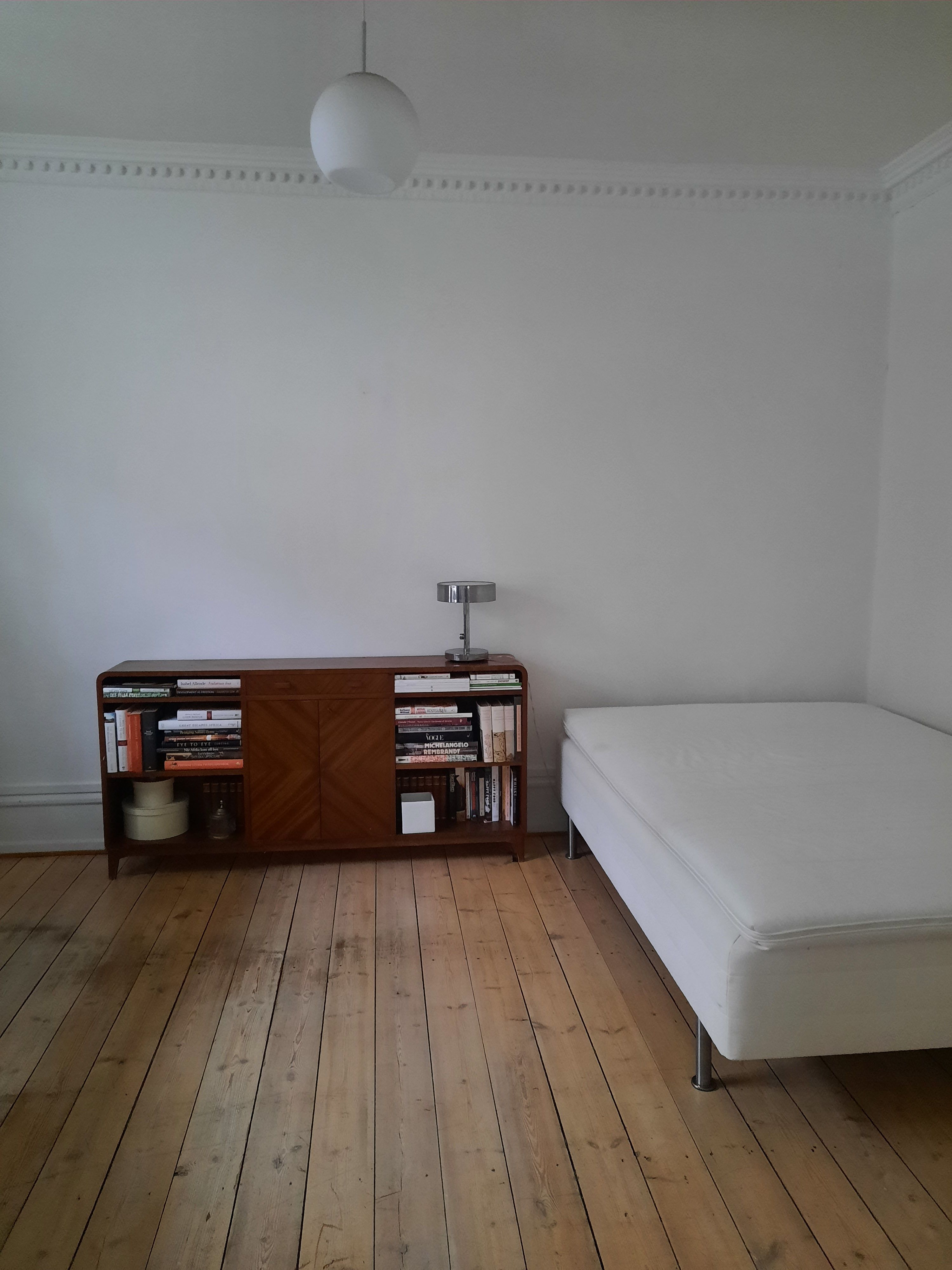 Lovely Furnished Room for Rent in trendy Vesterbro