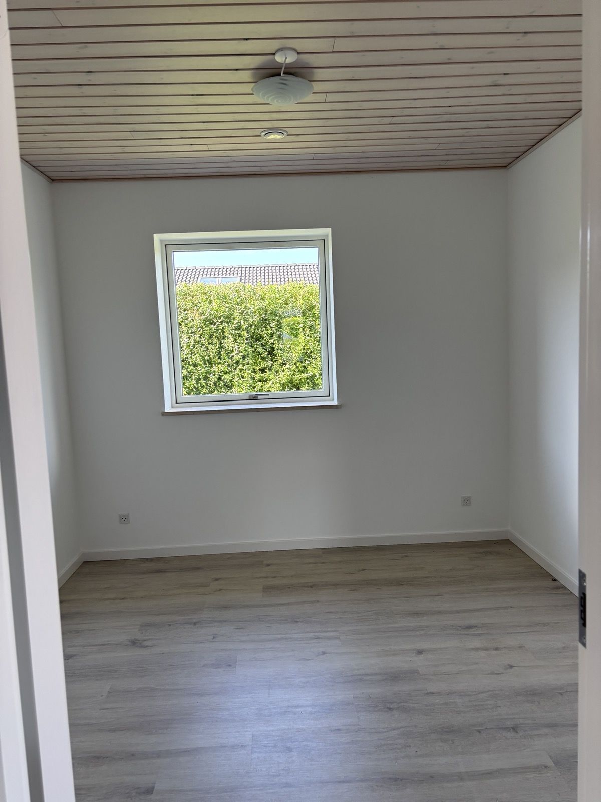 Velholdt hus på 145 kvm fra 2019 udlejes i Holbæk