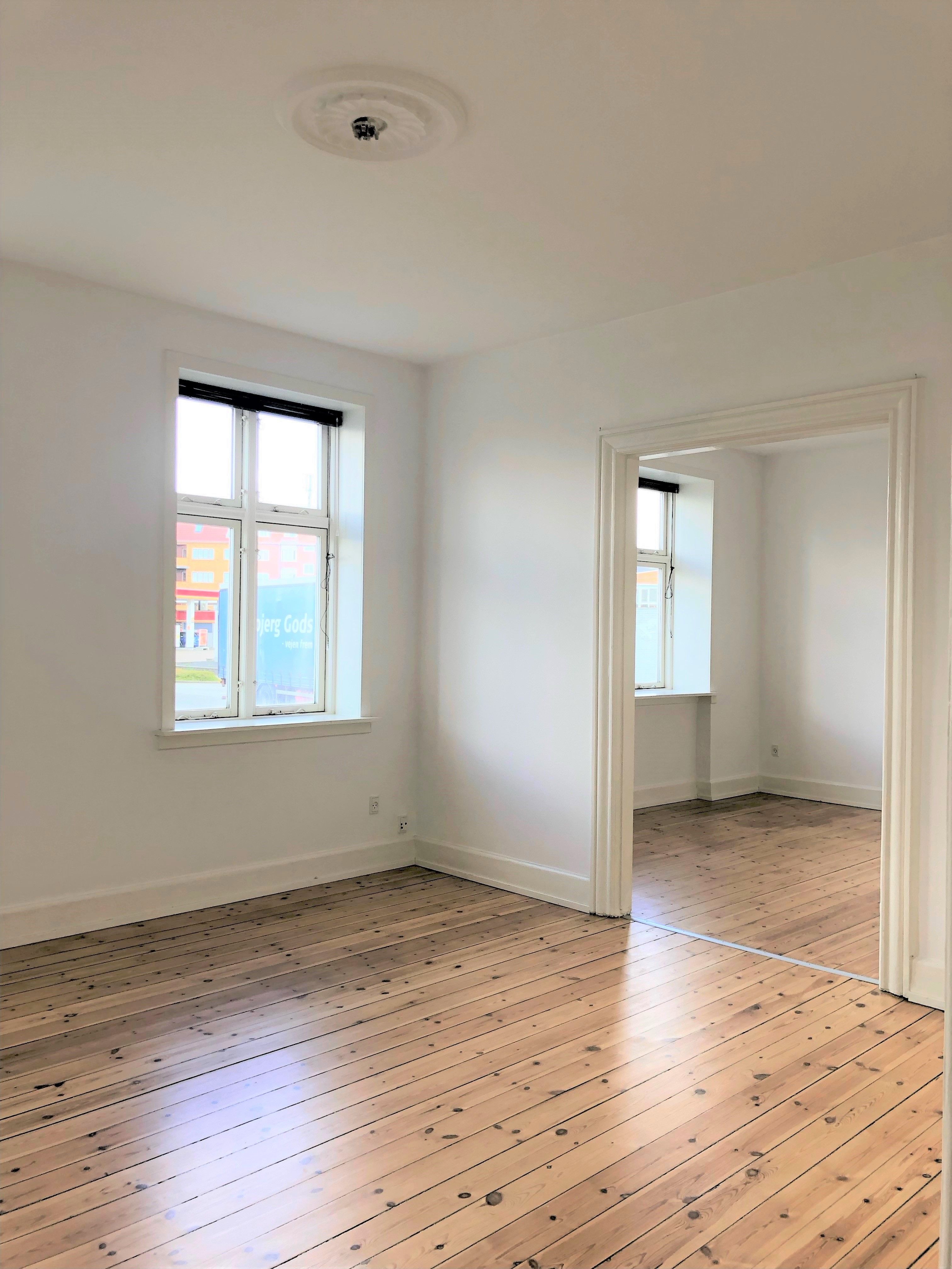 Rigtig fin, høj stuelejlighed på 78 m² - Ikke delevenlig