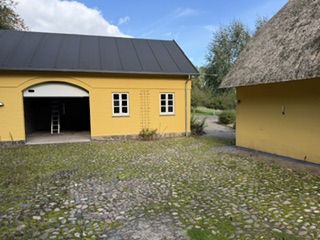 Skøn ejendom i pragtfuld natur