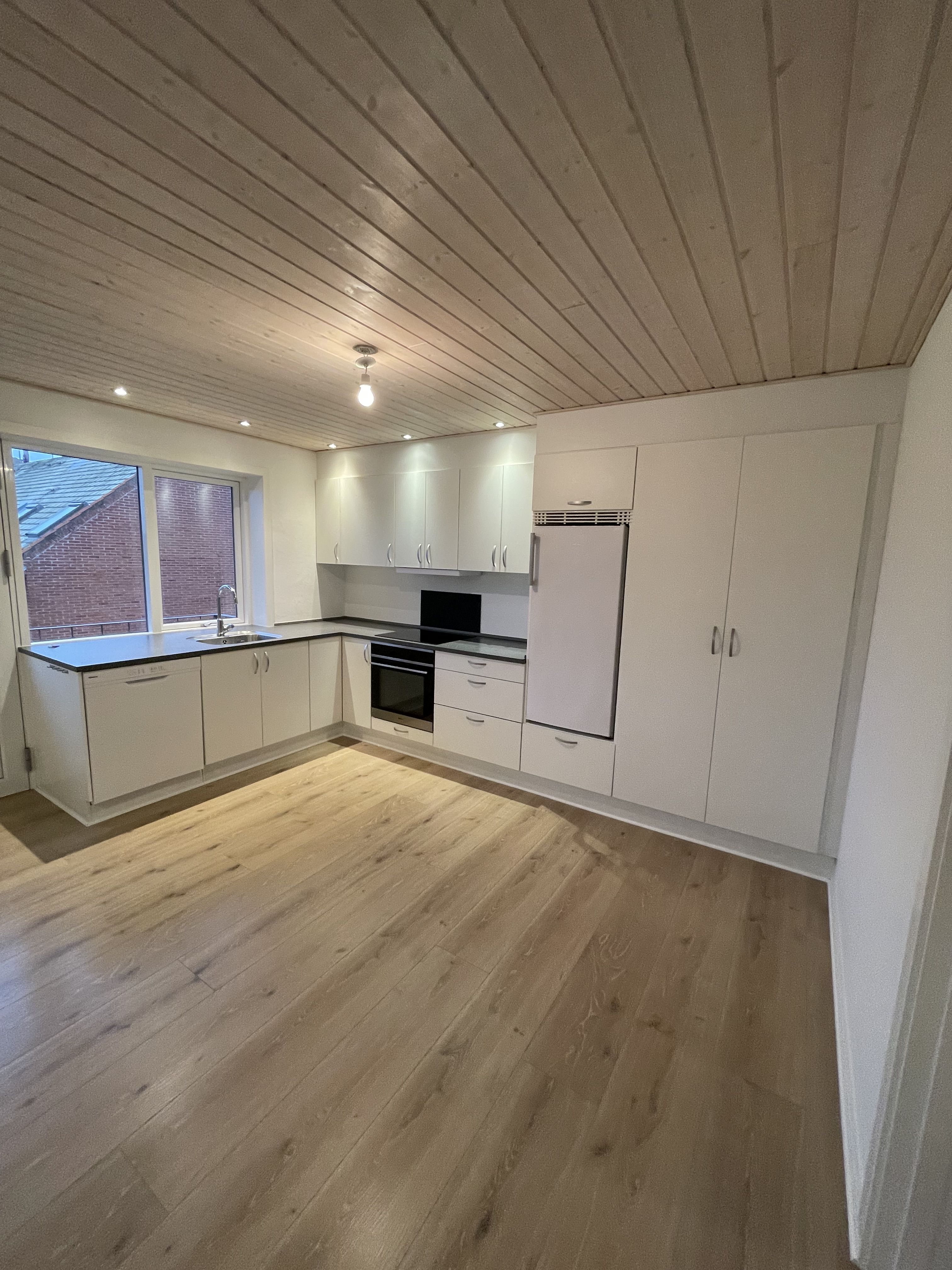 Stor 4-værelses lejlighed på 86m2 udlejes i Fjerritslev