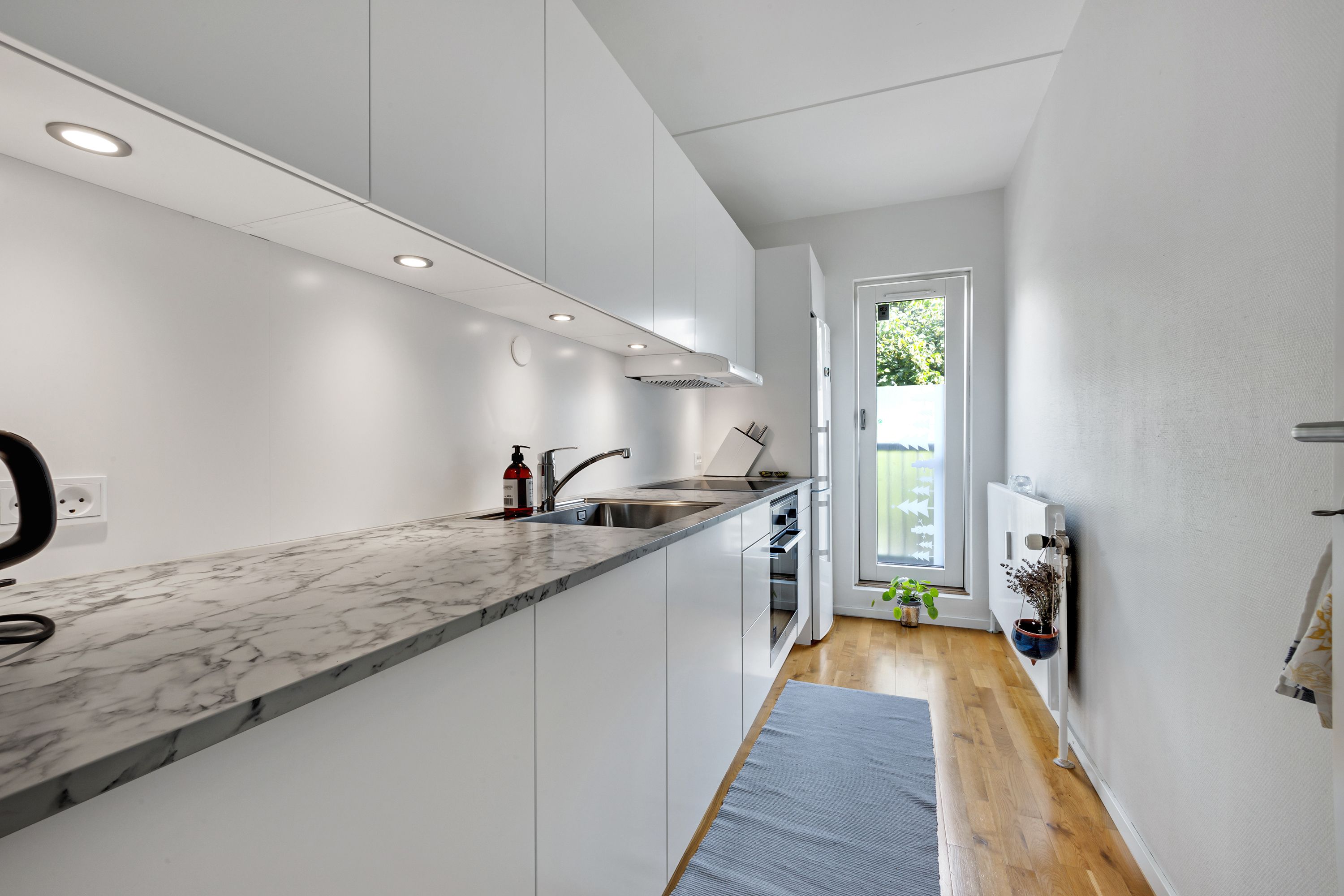 Lys og moderne lejlighed 70 m²  med have – 2980 Kokkedal