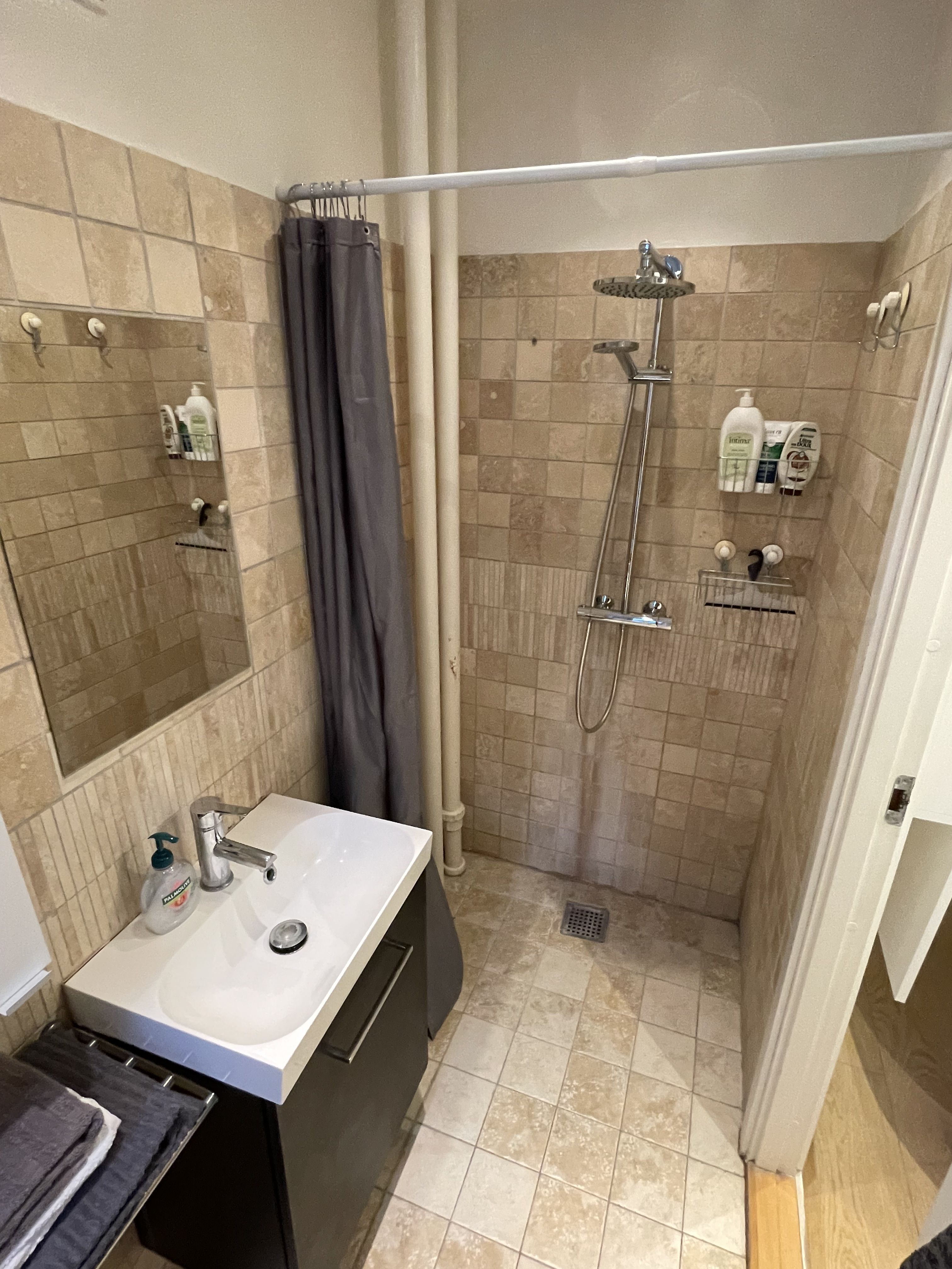 Spacious Apartment for Short-Term Rent