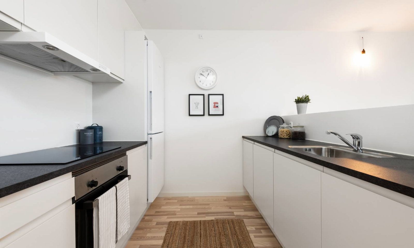 Rummelig og velindrettet 3-værelses bolig med privat terrasse, fuld udstyret køkken samt to gode soveværelser - Ibihaven, et bofælleskab for dig over 50 år!
