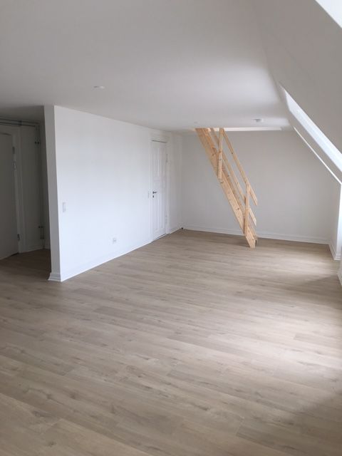 Skøn 2 værelset med helms 