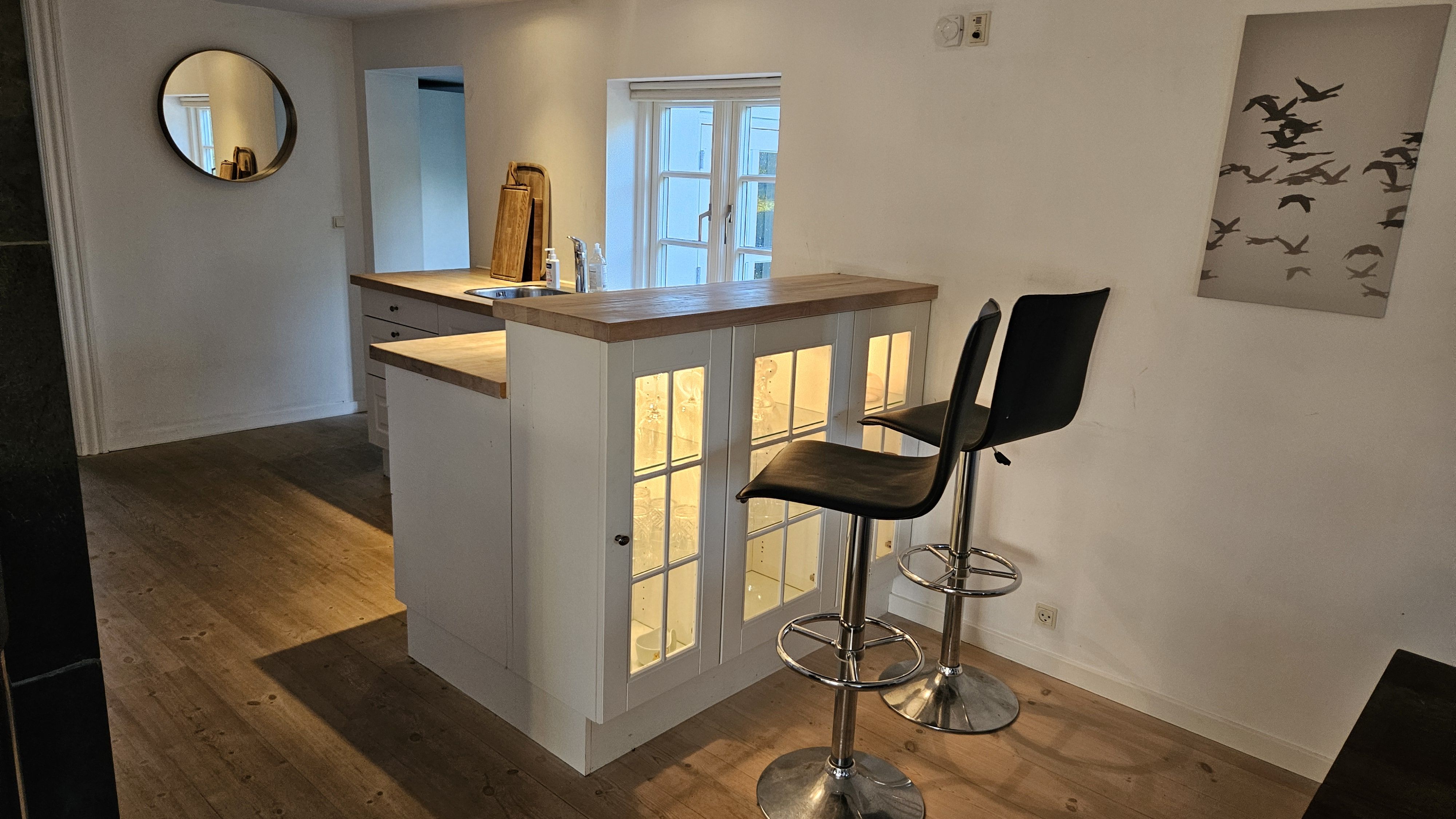 Flot 150 m² villa i Haslev – Nymalet, 28 m² garage, fiber-internet og 1 min. til motorvejen