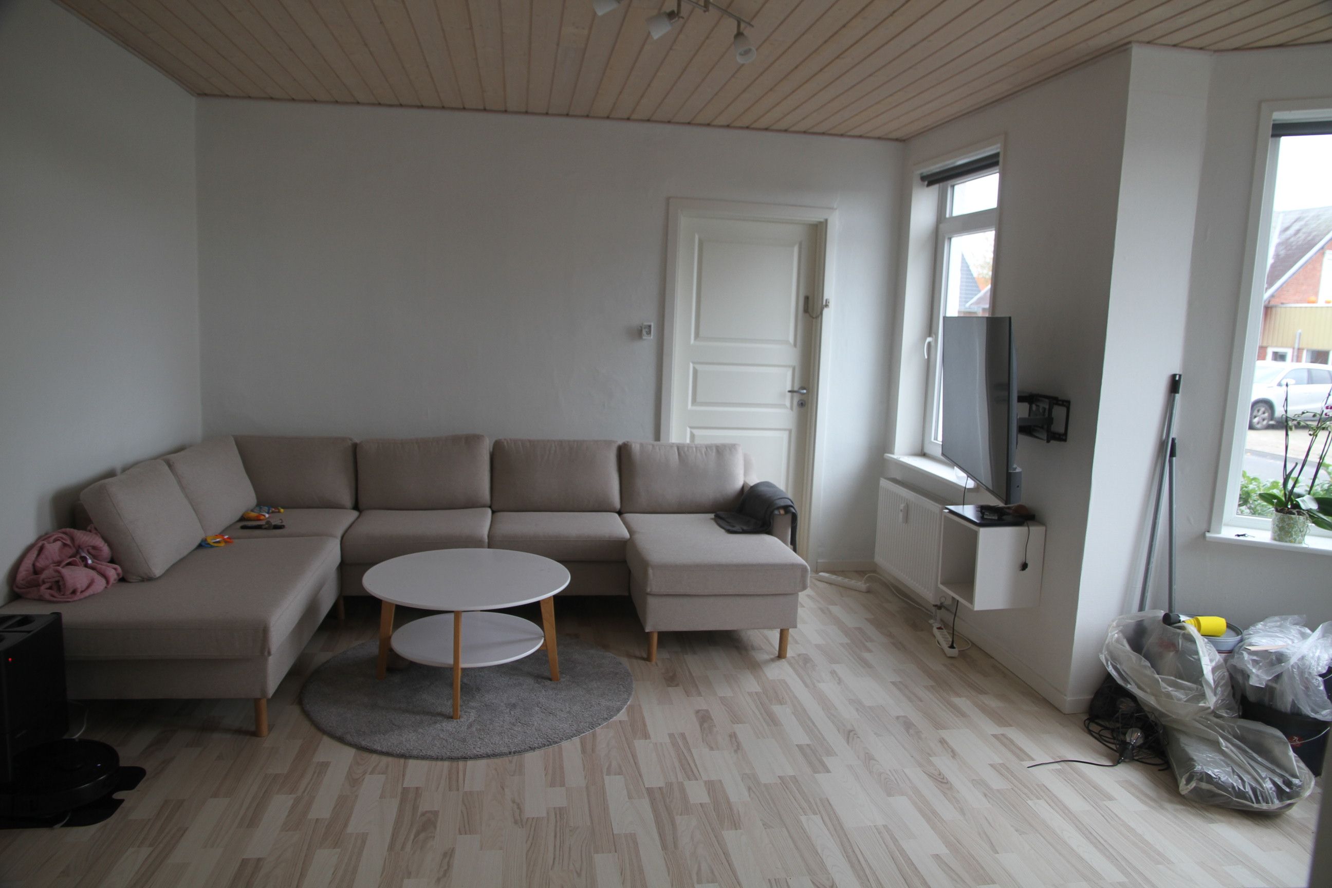 Dejlig stuelejlighed i centralt beliggende villa i Års