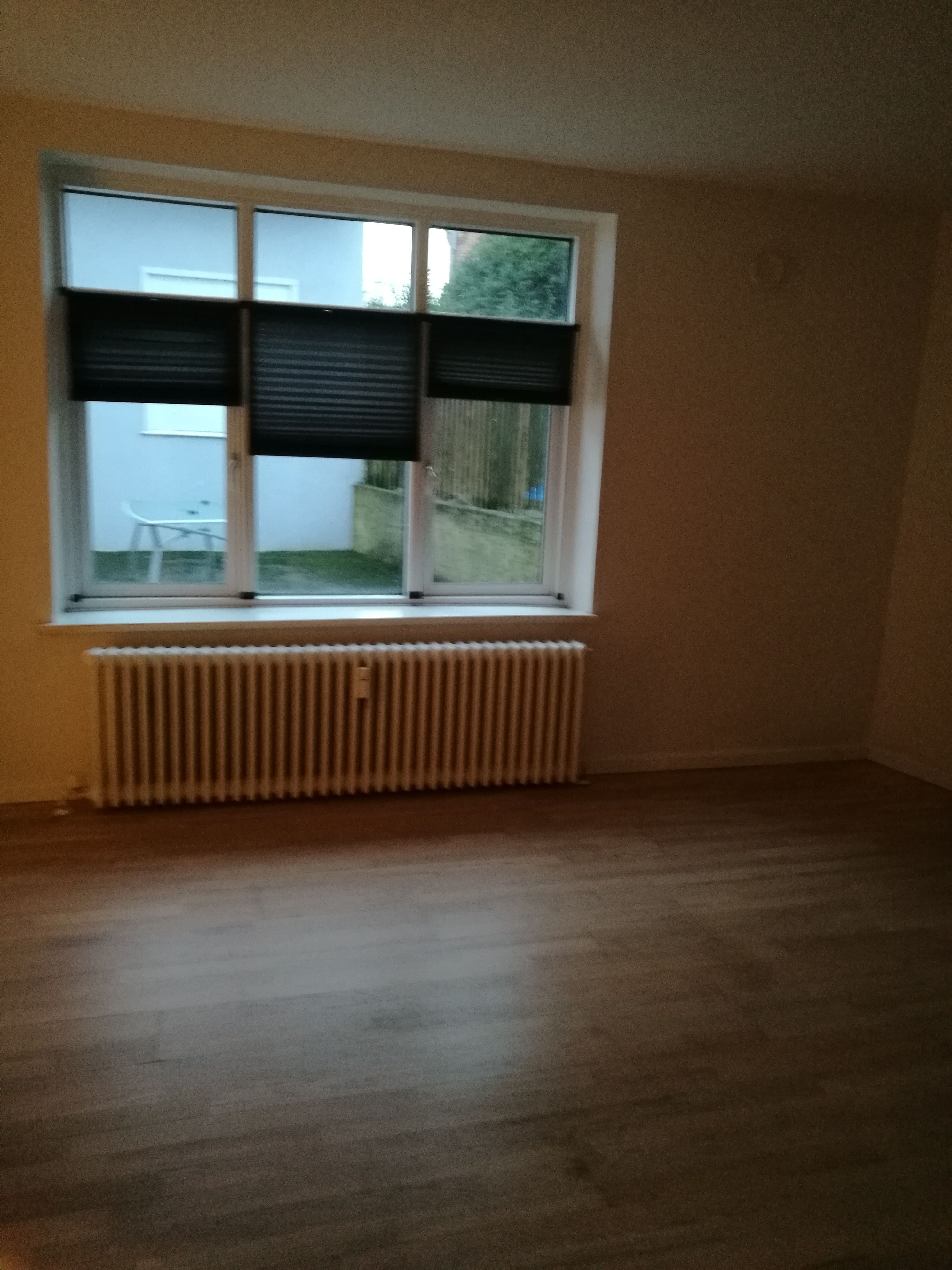 102 m2 centralt beliggende lejlighed i stueetagen