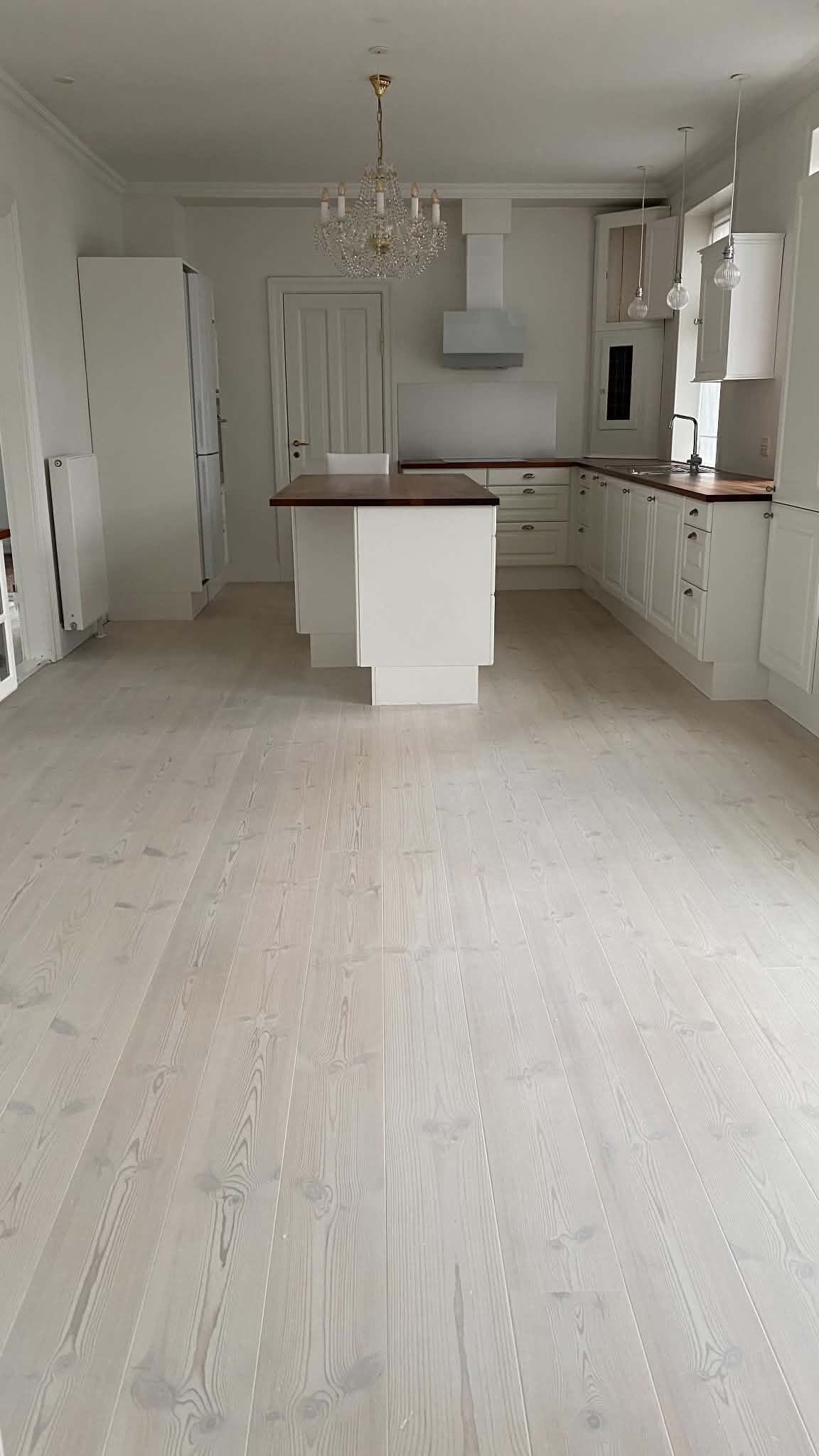  UNIK 250 M² LEJLIGHED I ASAA TIL LEJE FRA 1. OKTOBER