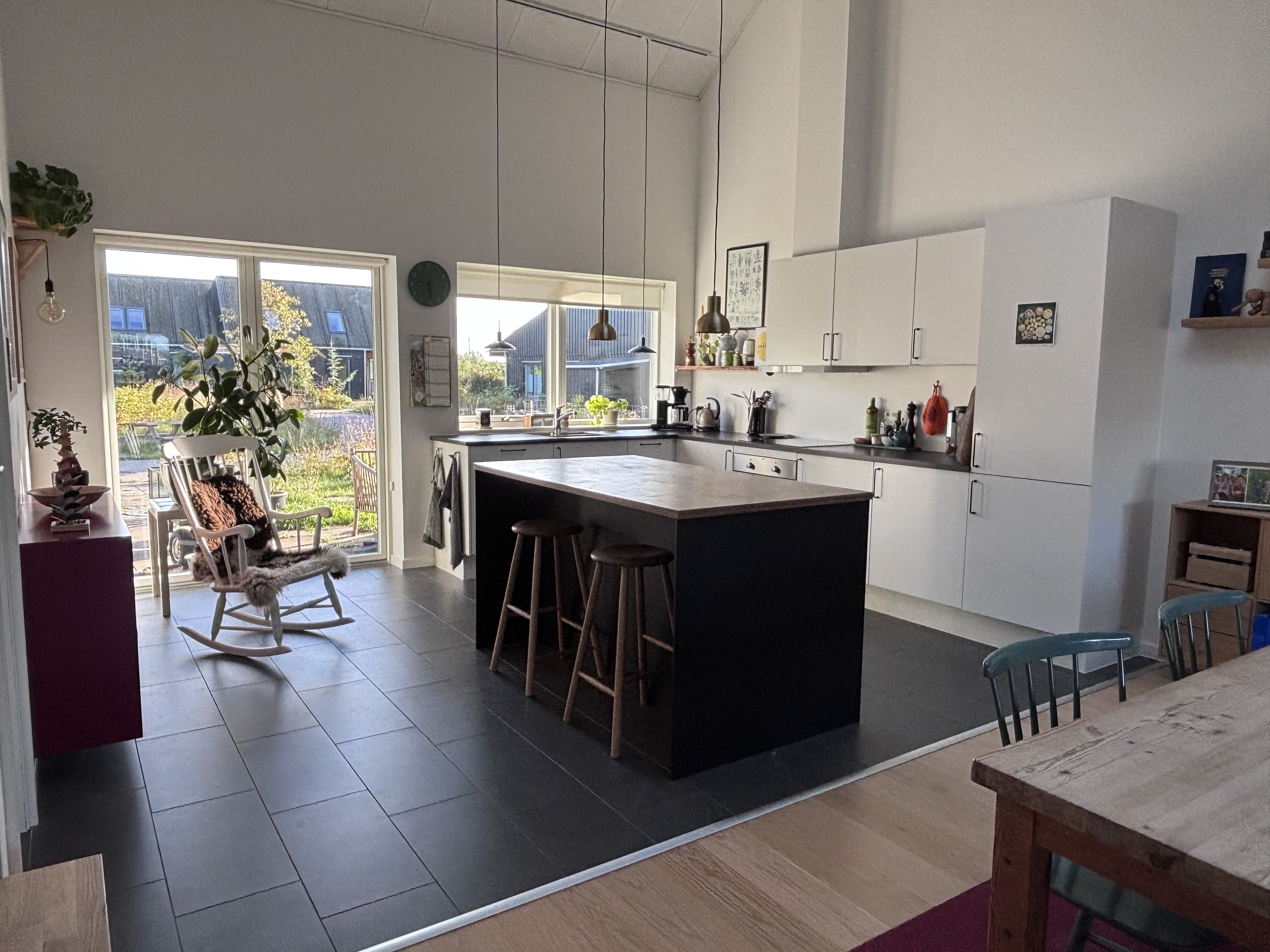 Lyst og moderne familiehus på Værløse Flyvestation