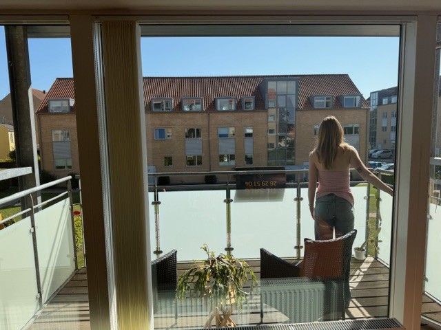 4 Rooms for rent 