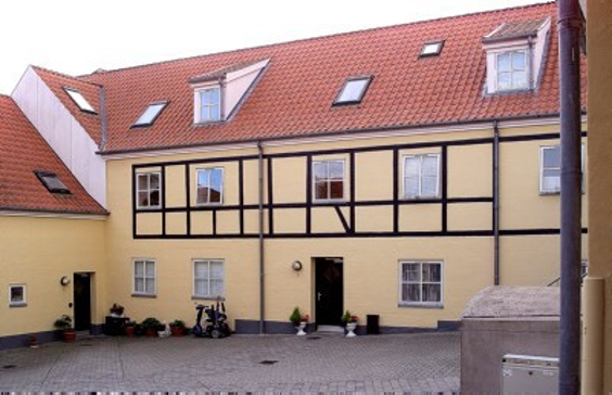 Dejlig bynær lejlighed i Bogense