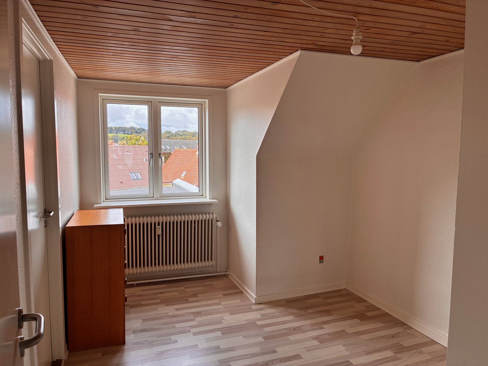 2 værelser på 45 m2 med eget køkken og badeværelse
