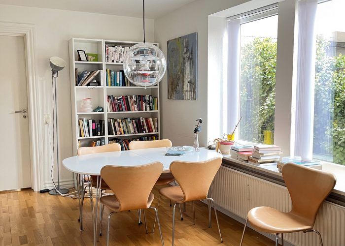 Hyggeligt baghus i to plan med egen terrasse i Aarhus C