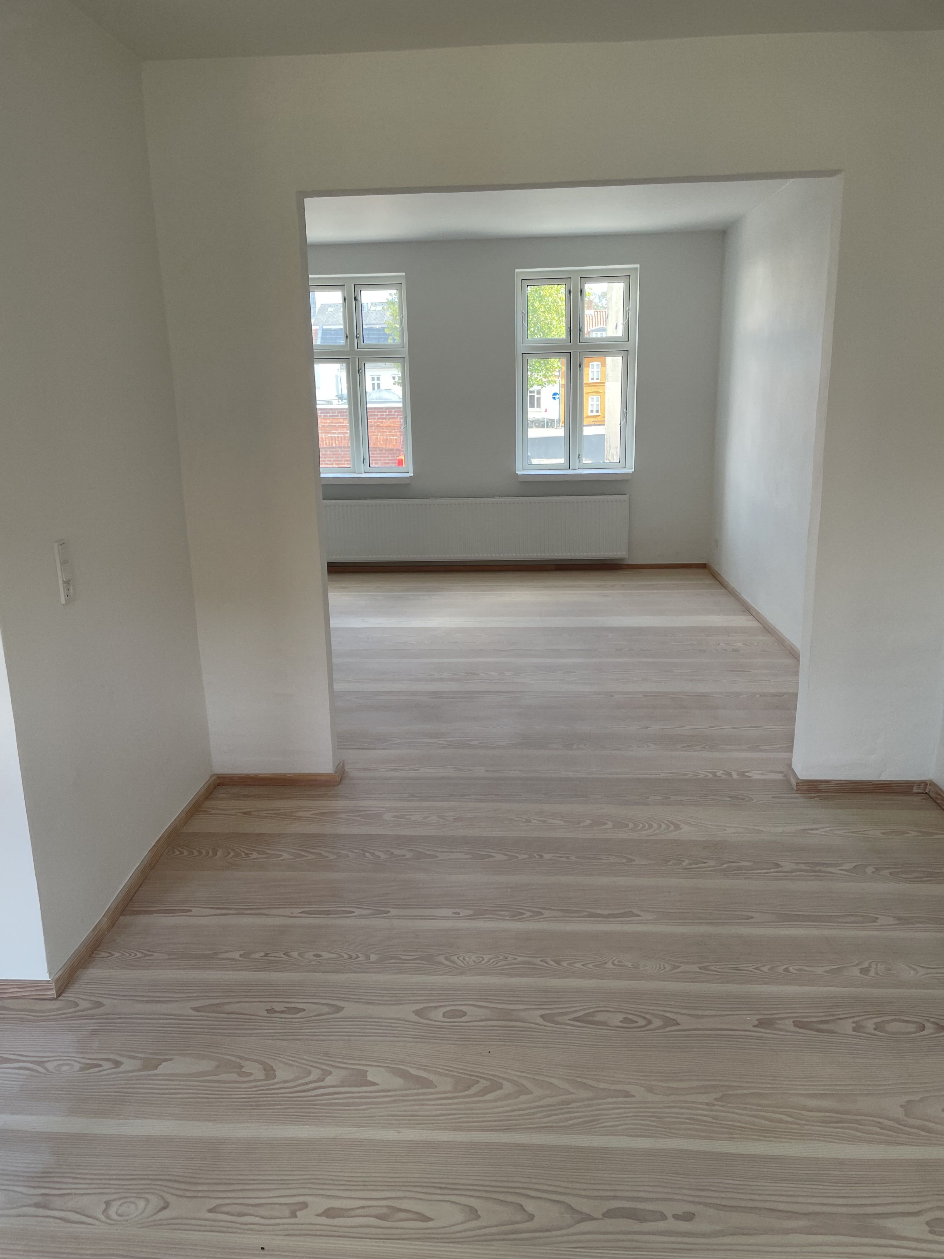Eksklusiv, nyrenoveret 97 m2 lejlighed på Frederiksbjerg