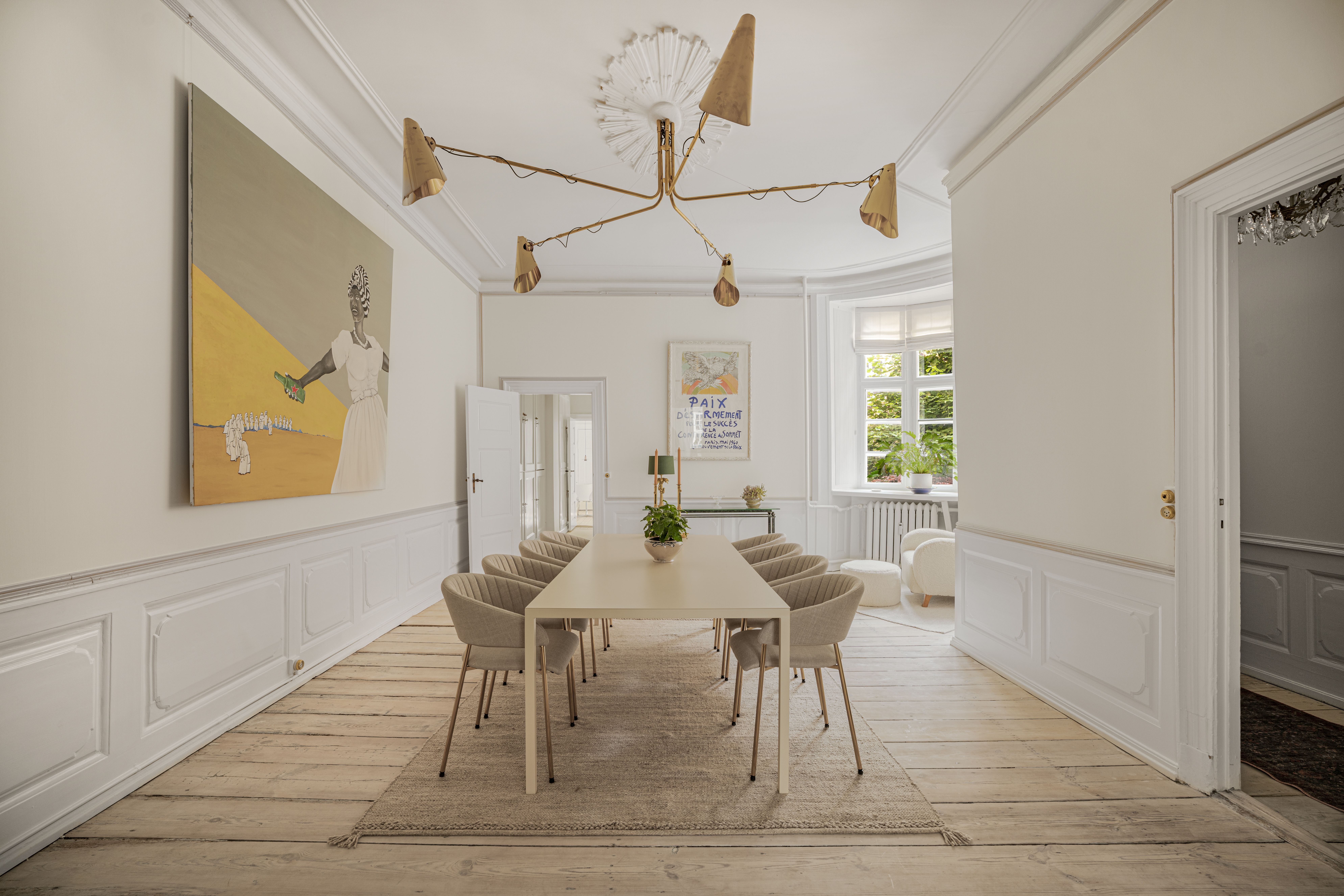 Exclusive, Newly Renovated and Fully Furnished Apartment in Christianshavn