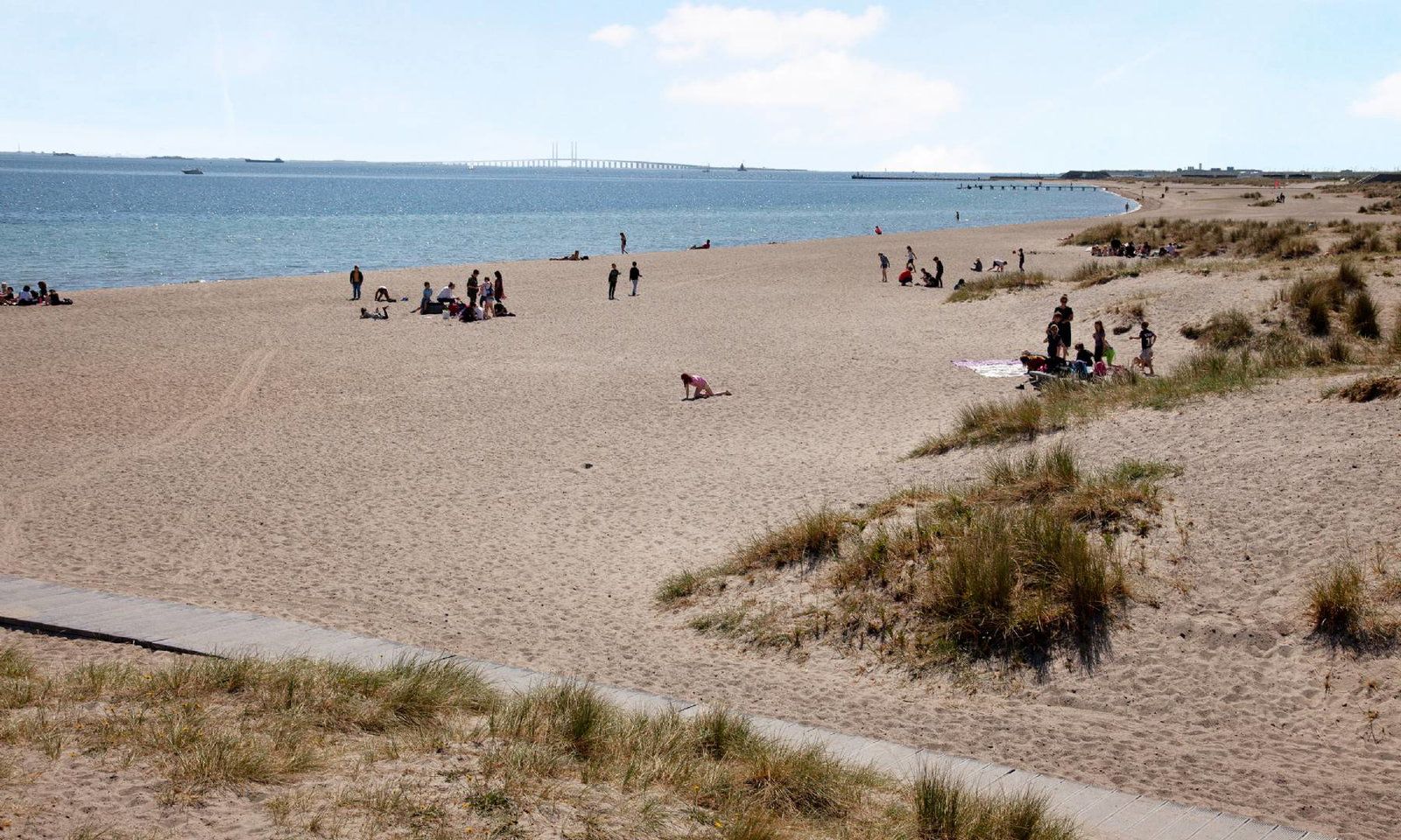 STRANDHAVERNE – med stranden i baghaven