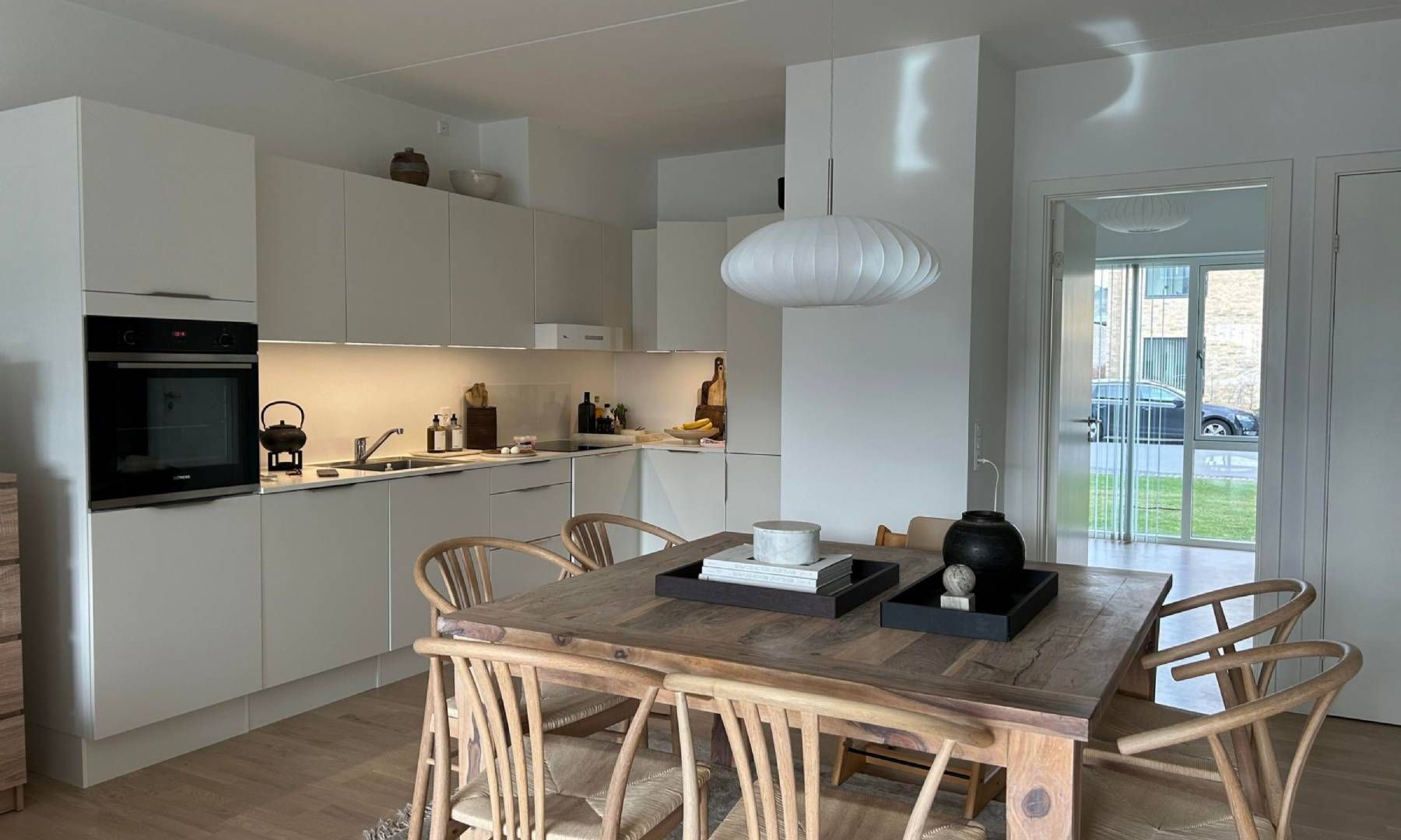 4-værelses stuelejlighed med sydvendt terrasse