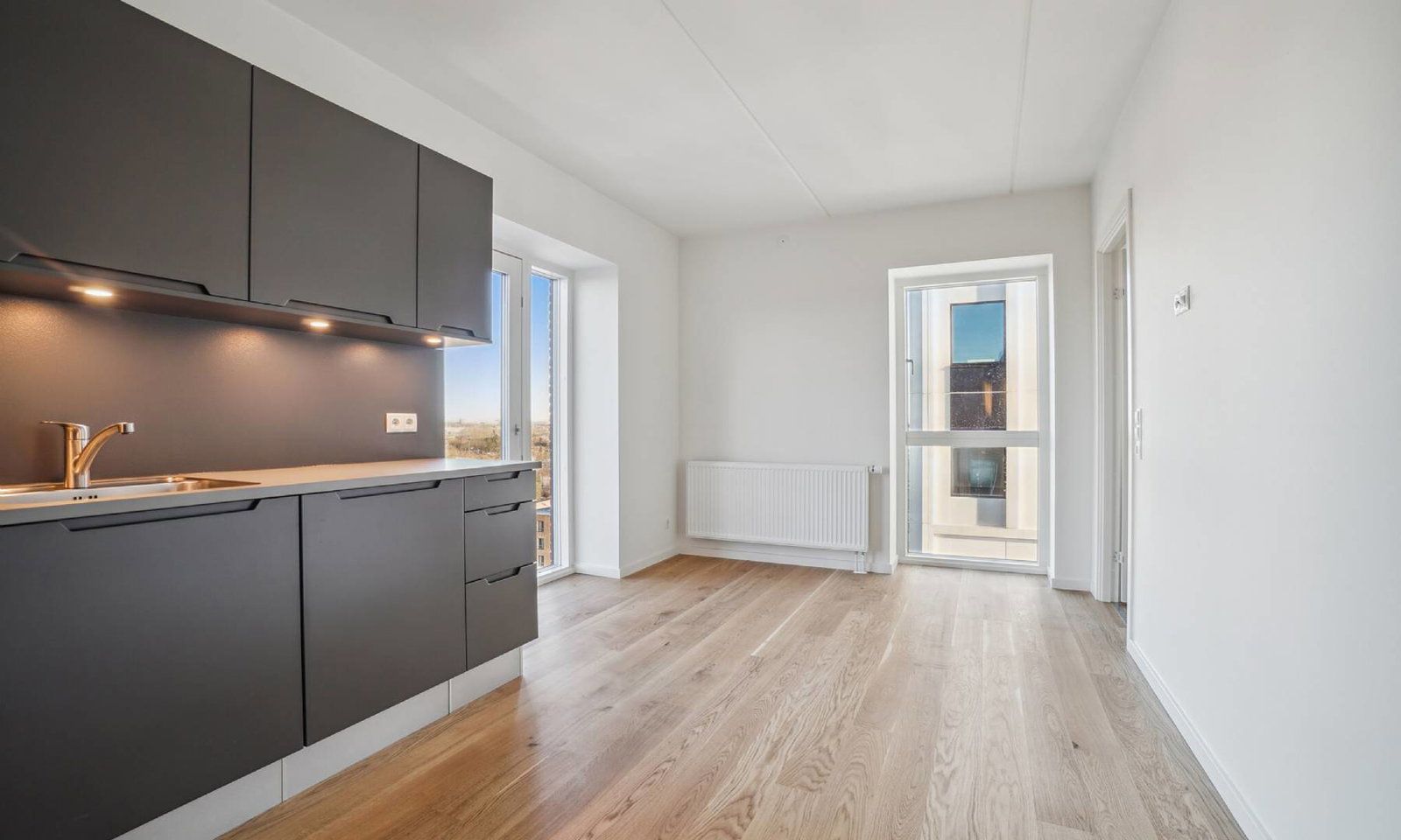 Moderne og lys 2-vær. lejlighed med eksklusiv beliggenhed over Herlev Bycenter